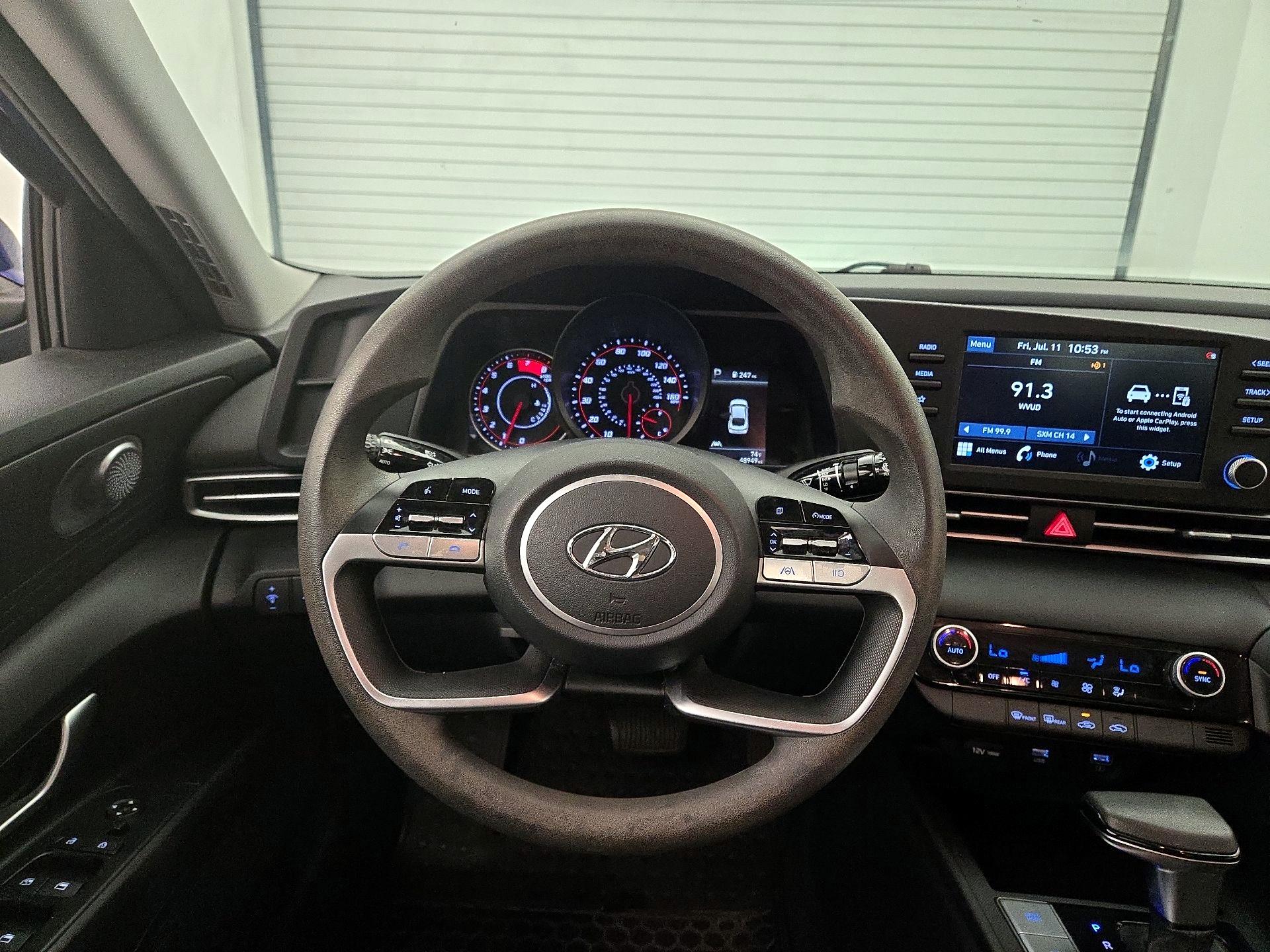 Thumbnail: 2021 Hyundai Elantra - 10