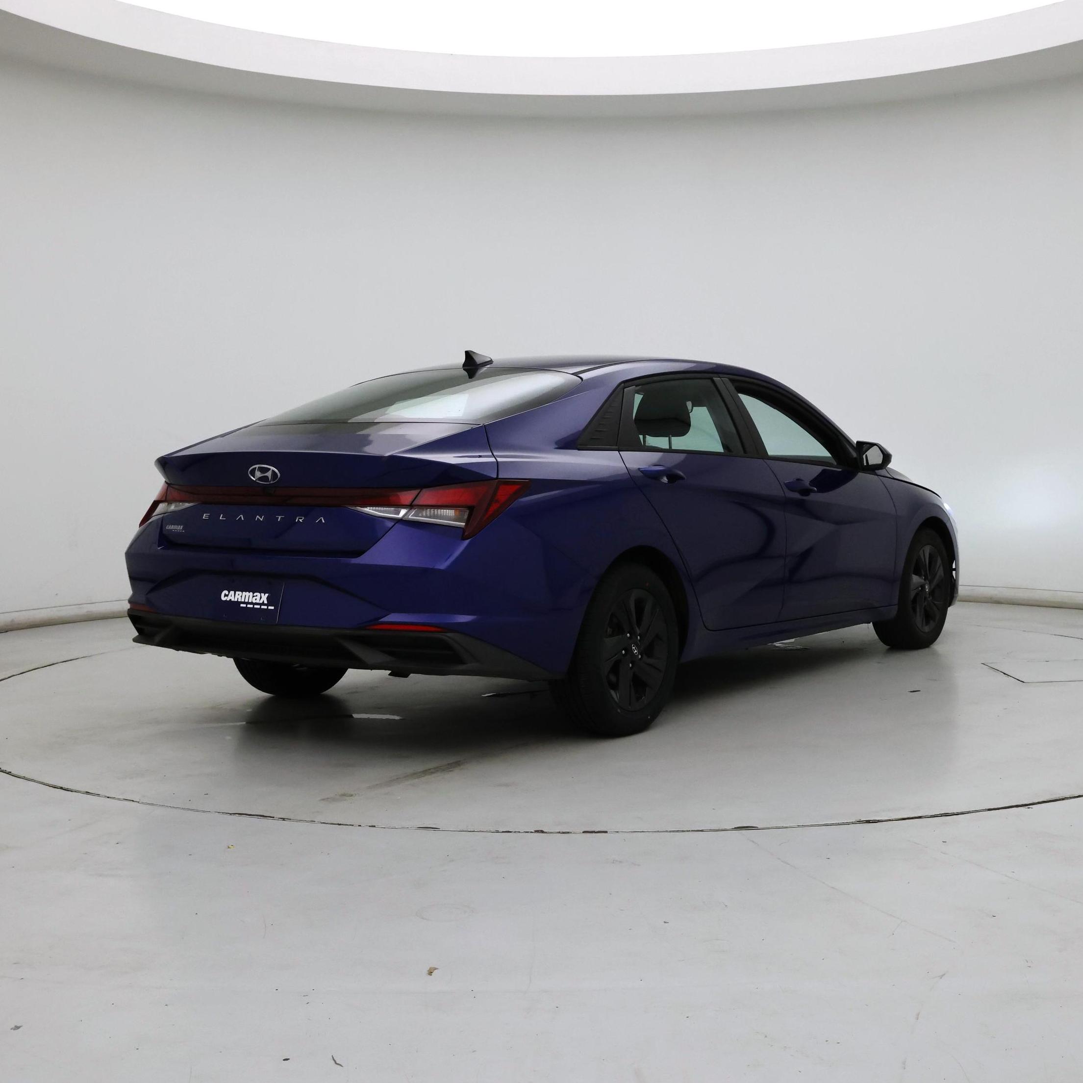 Thumbnail: 2021 Hyundai Elantra - 8