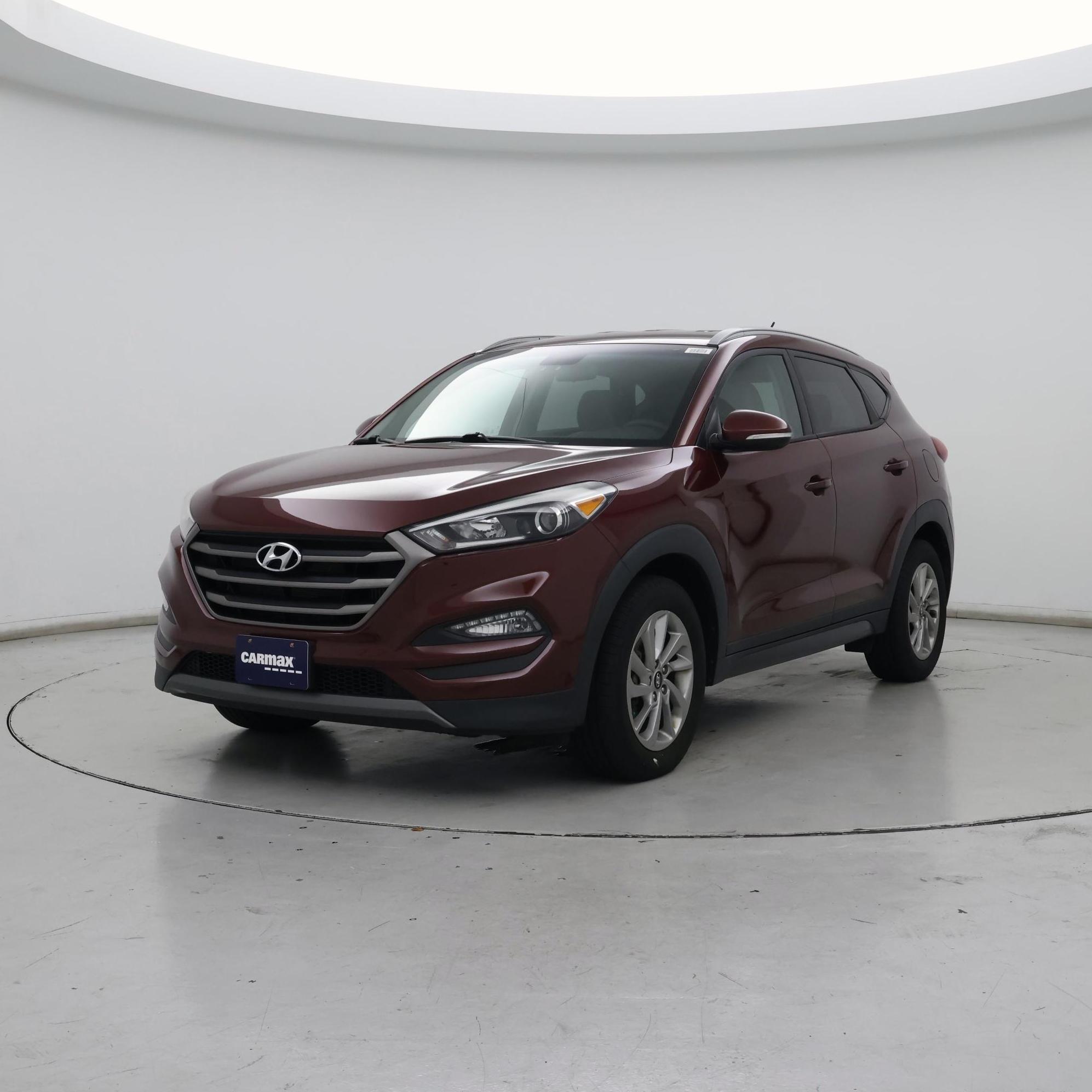 Thumbnail: 2016 Hyundai Tucson - 4