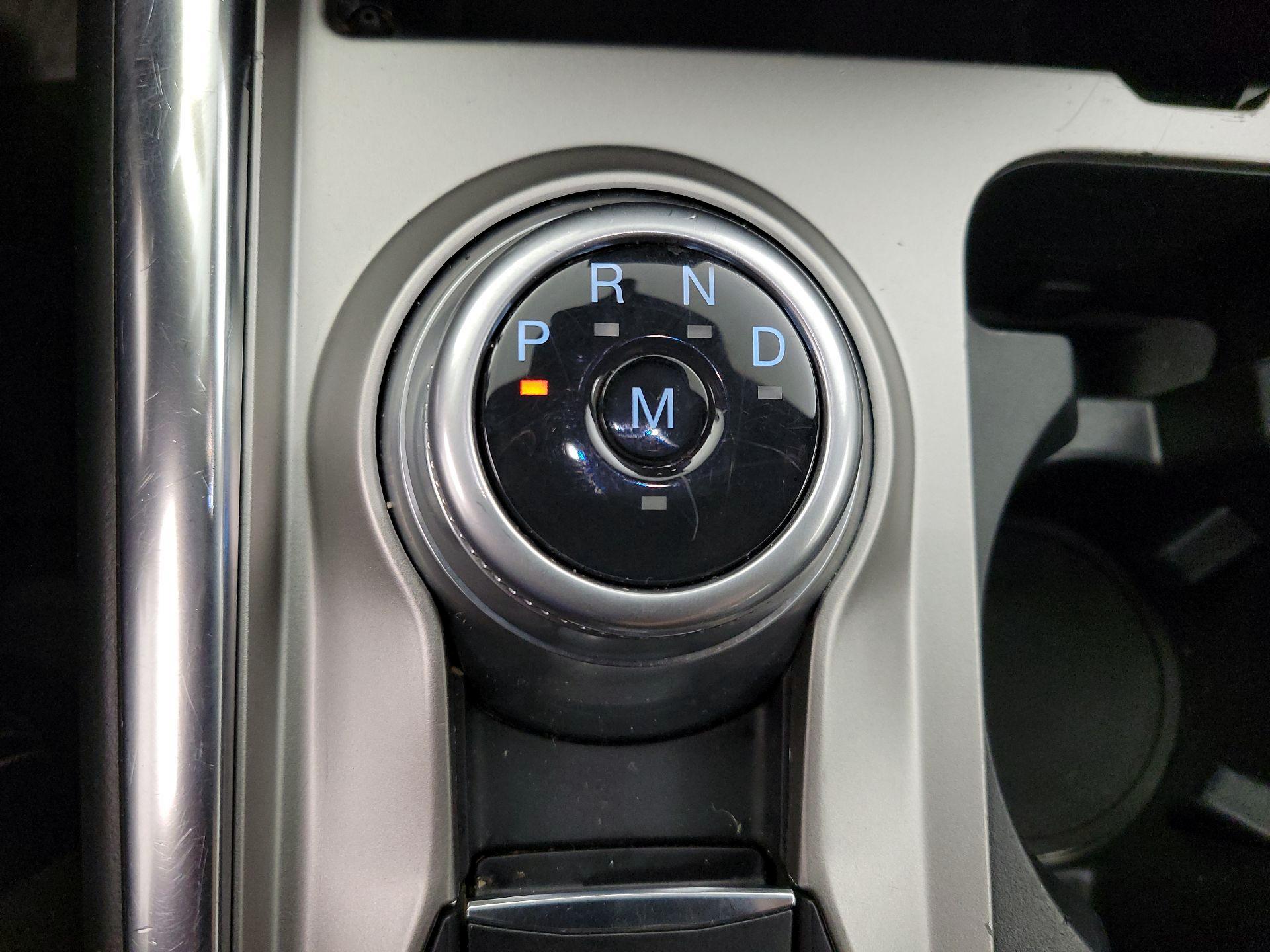 Thumbnail: 2020 Ford Explorer - 18