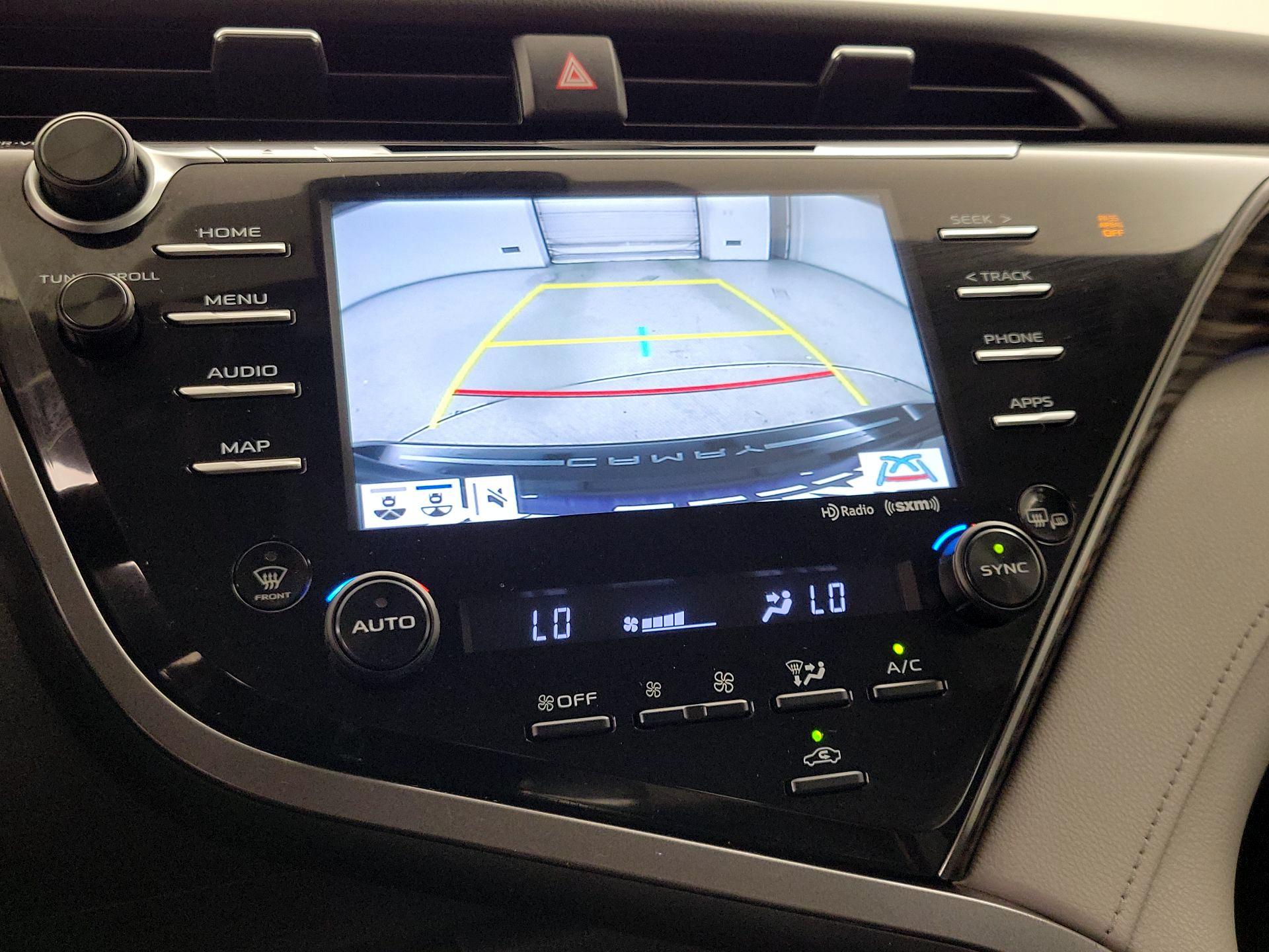 Thumbnail: 2020 Toyota Camry - 14