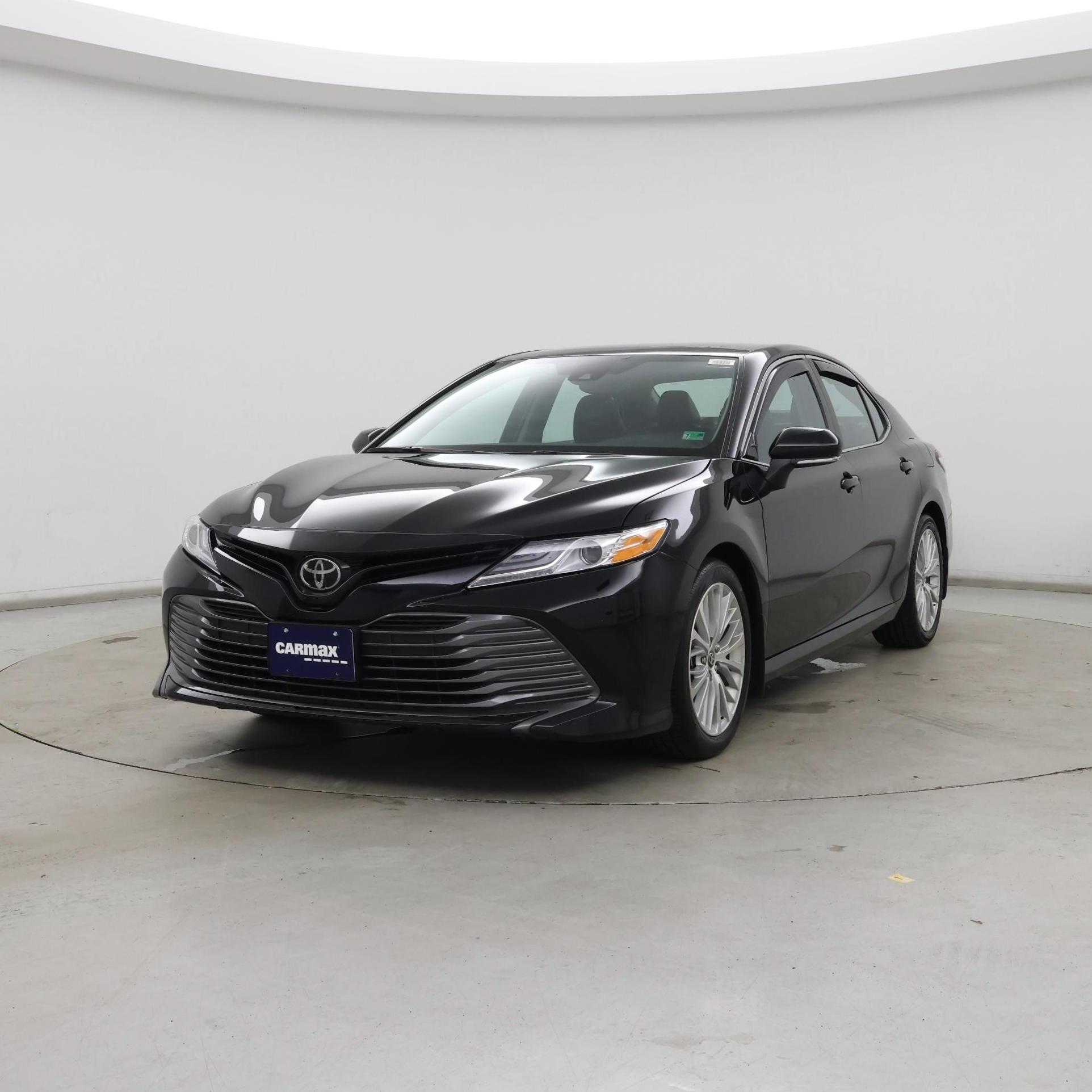 Thumbnail: 2020 Toyota Camry - 4