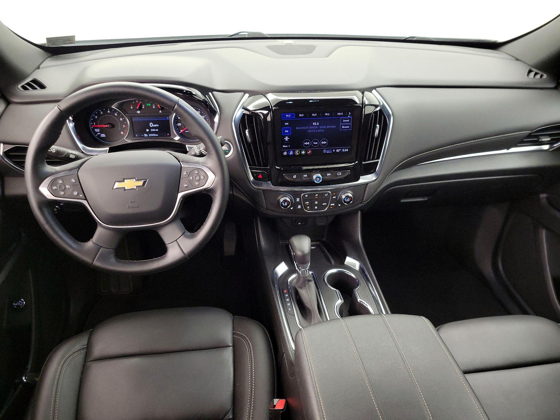 Thumbnail: 2023 Chevrolet Traverse - 9