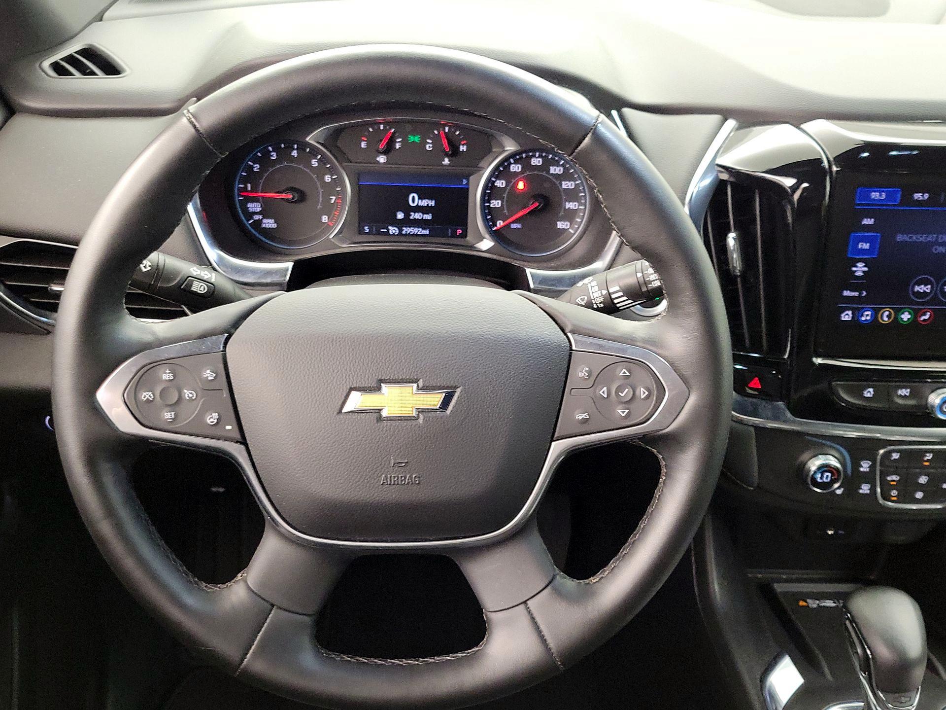 Thumbnail: 2023 Chevrolet Traverse - 10