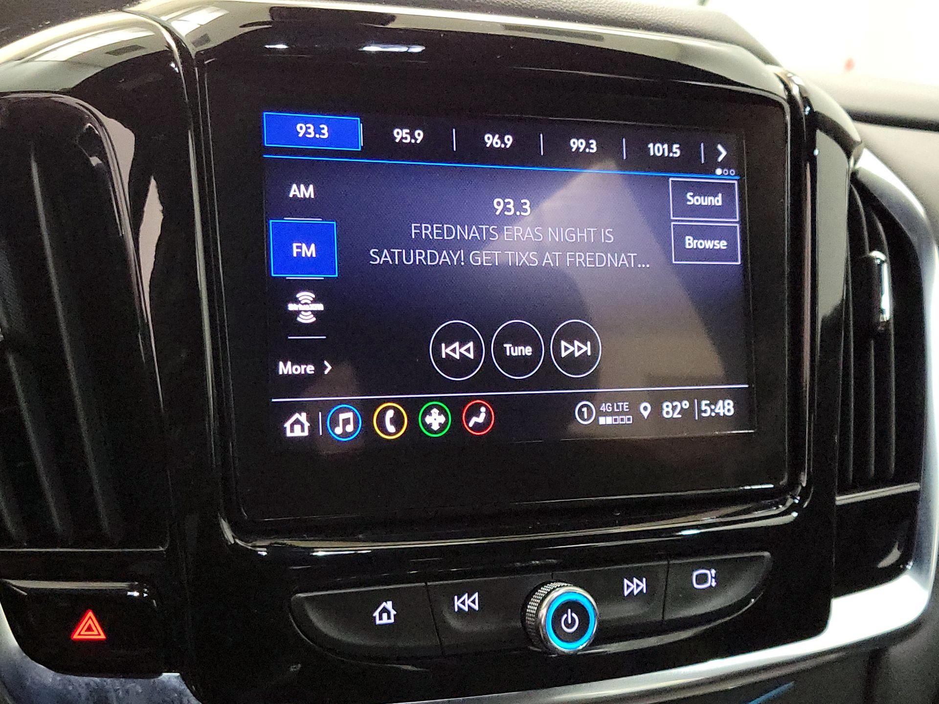 Thumbnail: 2023 Chevrolet Traverse - 15
