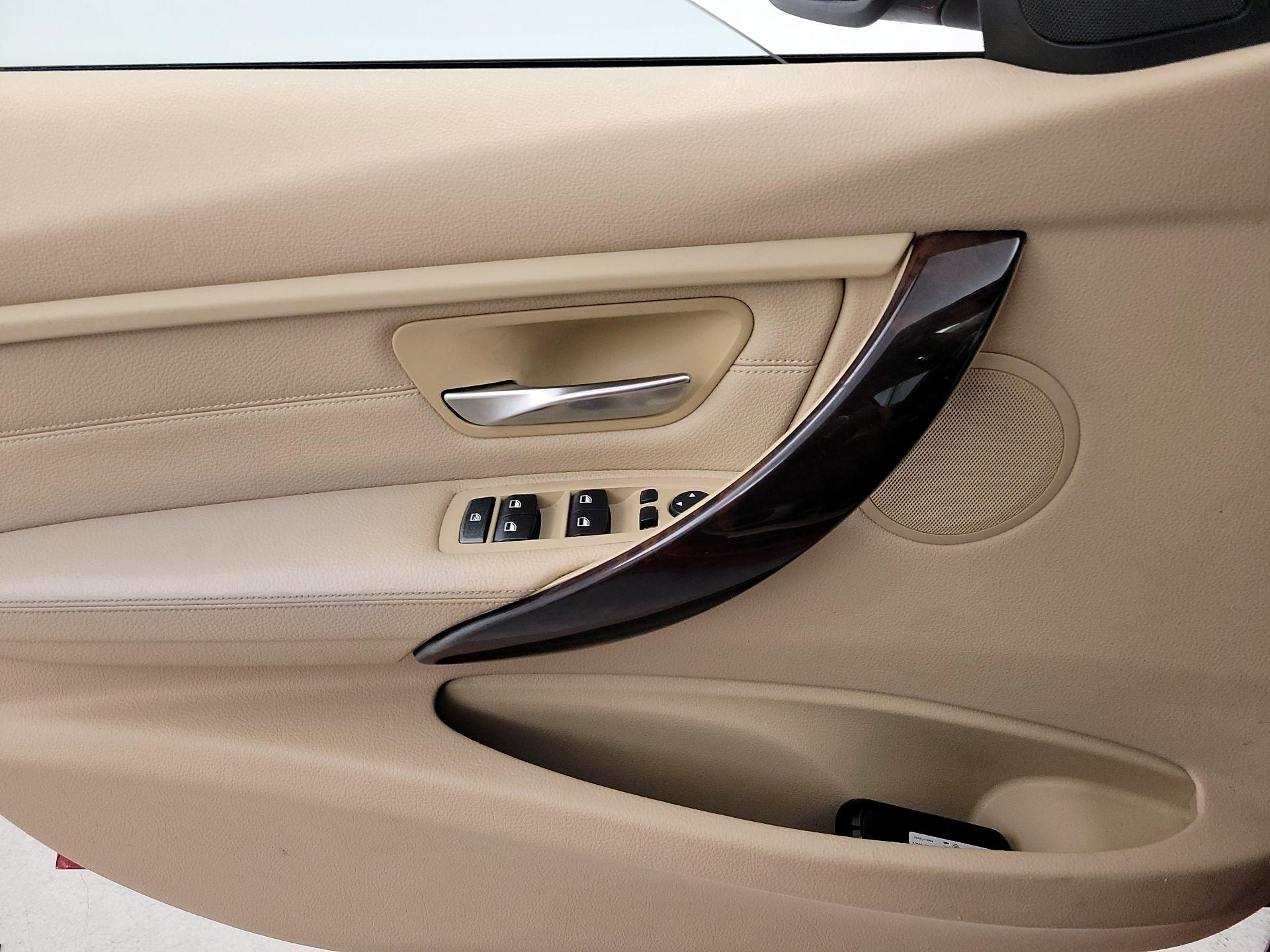 Thumbnail: 2014 BMW 3 Series - 12
