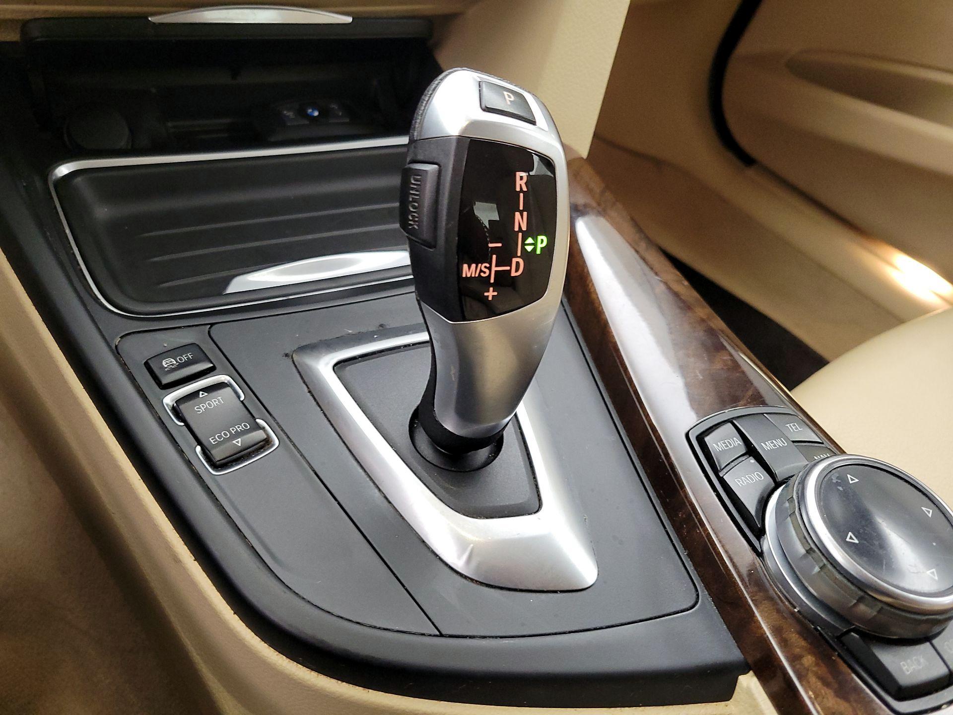 Thumbnail: 2014 BMW 3 Series - 17