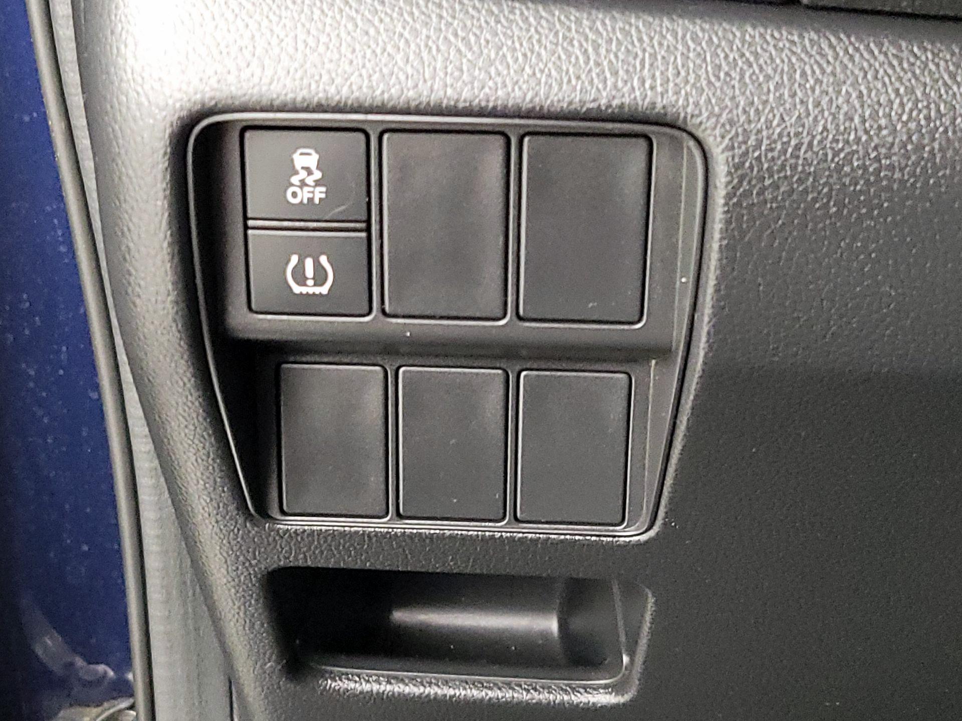 Thumbnail: 2018 Honda CR-V - 13