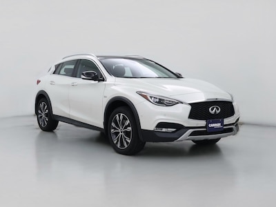 White 2017 Infiniti QX30 Premium