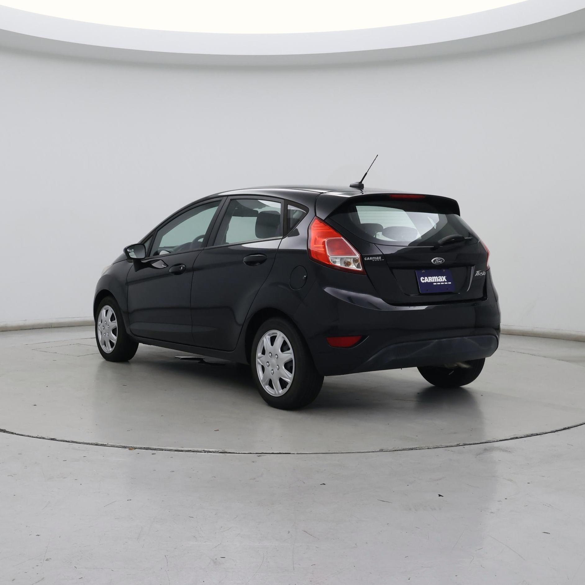 Thumbnail: 2016 Ford Fiesta - 2