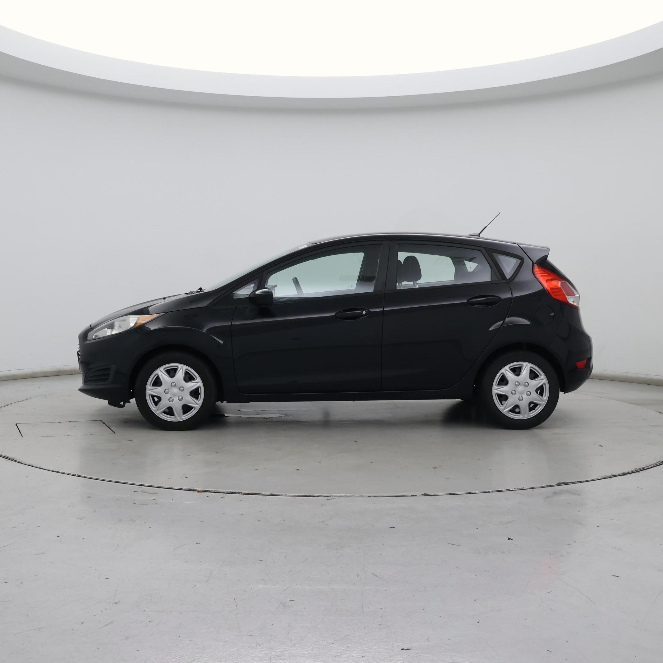 Thumbnail: 2016 Ford Fiesta - 3