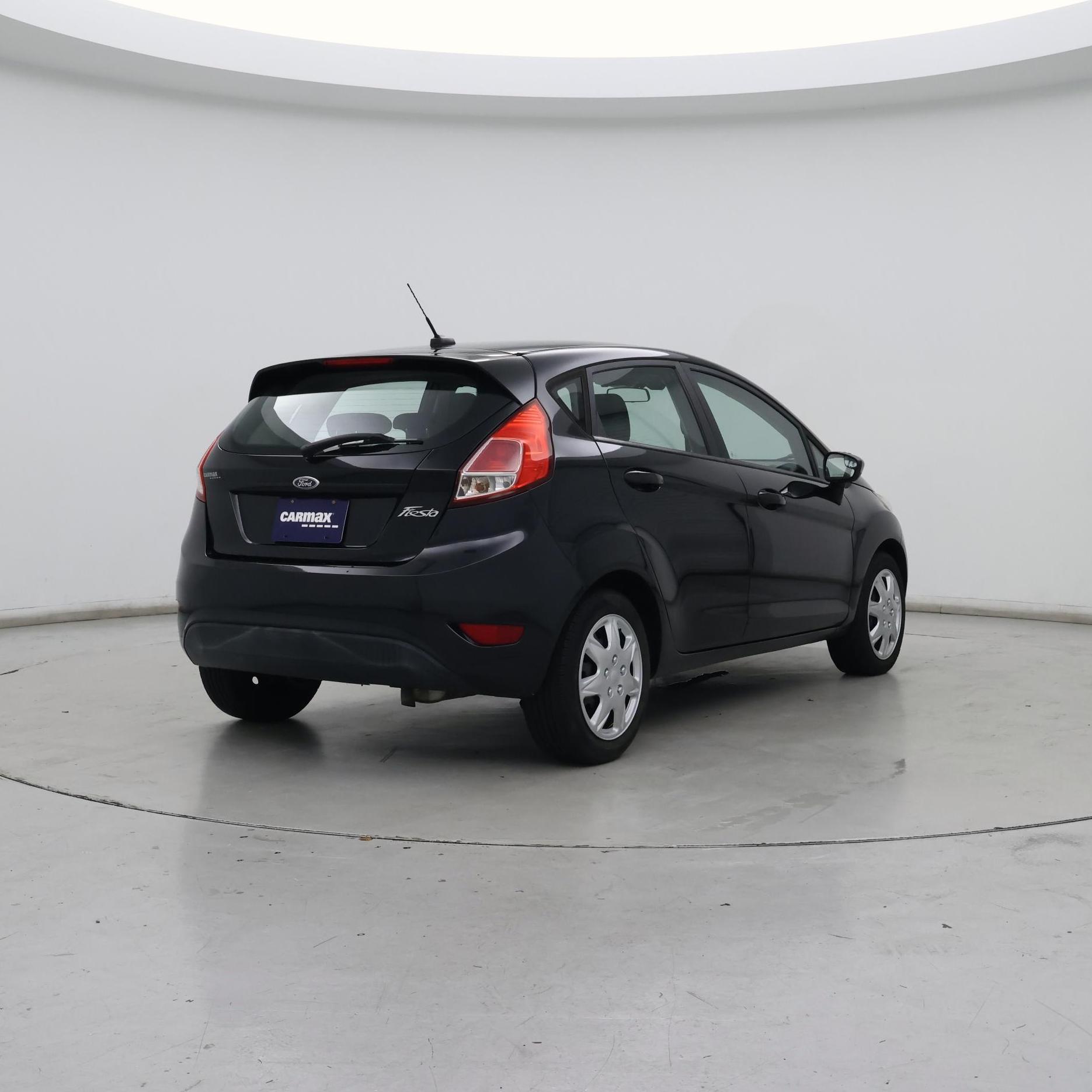 Thumbnail: 2016 Ford Fiesta - 8