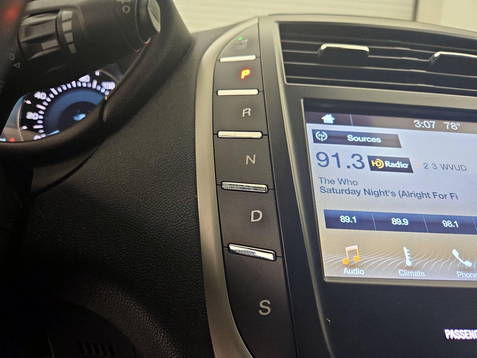 Thumbnail: 2017 Lincoln MKC - 18