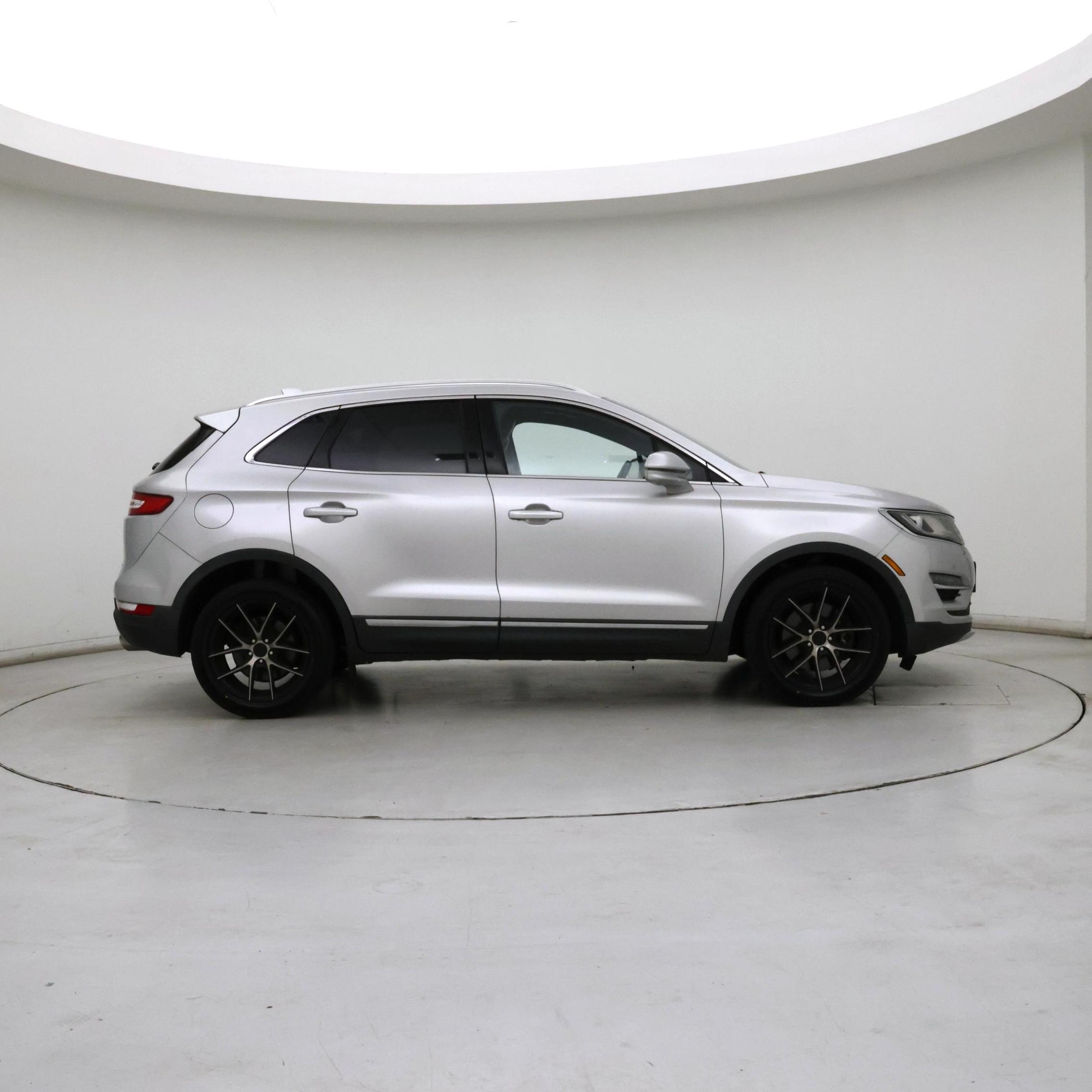Thumbnail: 2017 Lincoln MKC - 7
