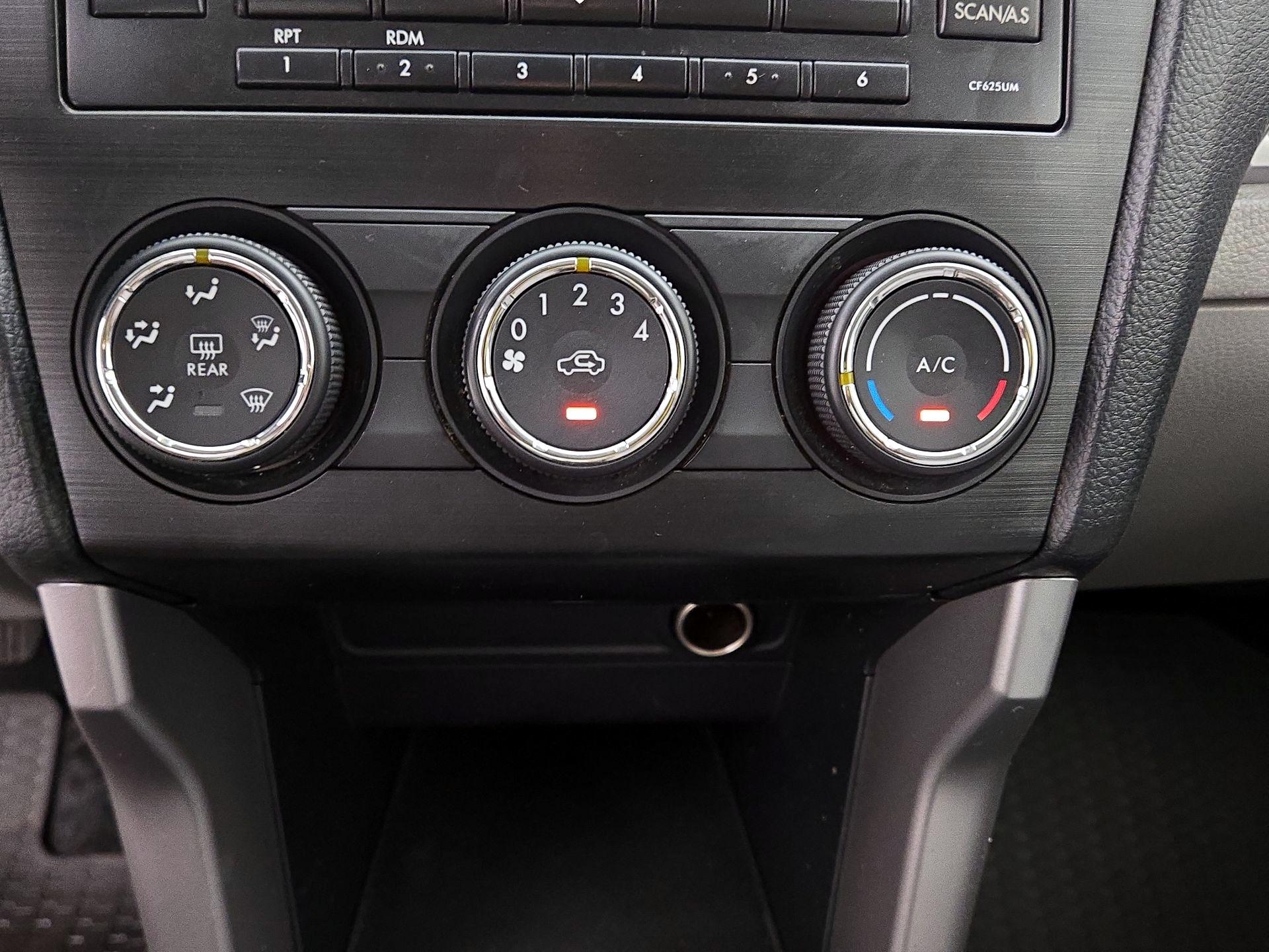 Thumbnail: 2015 Subaru Forester - 15