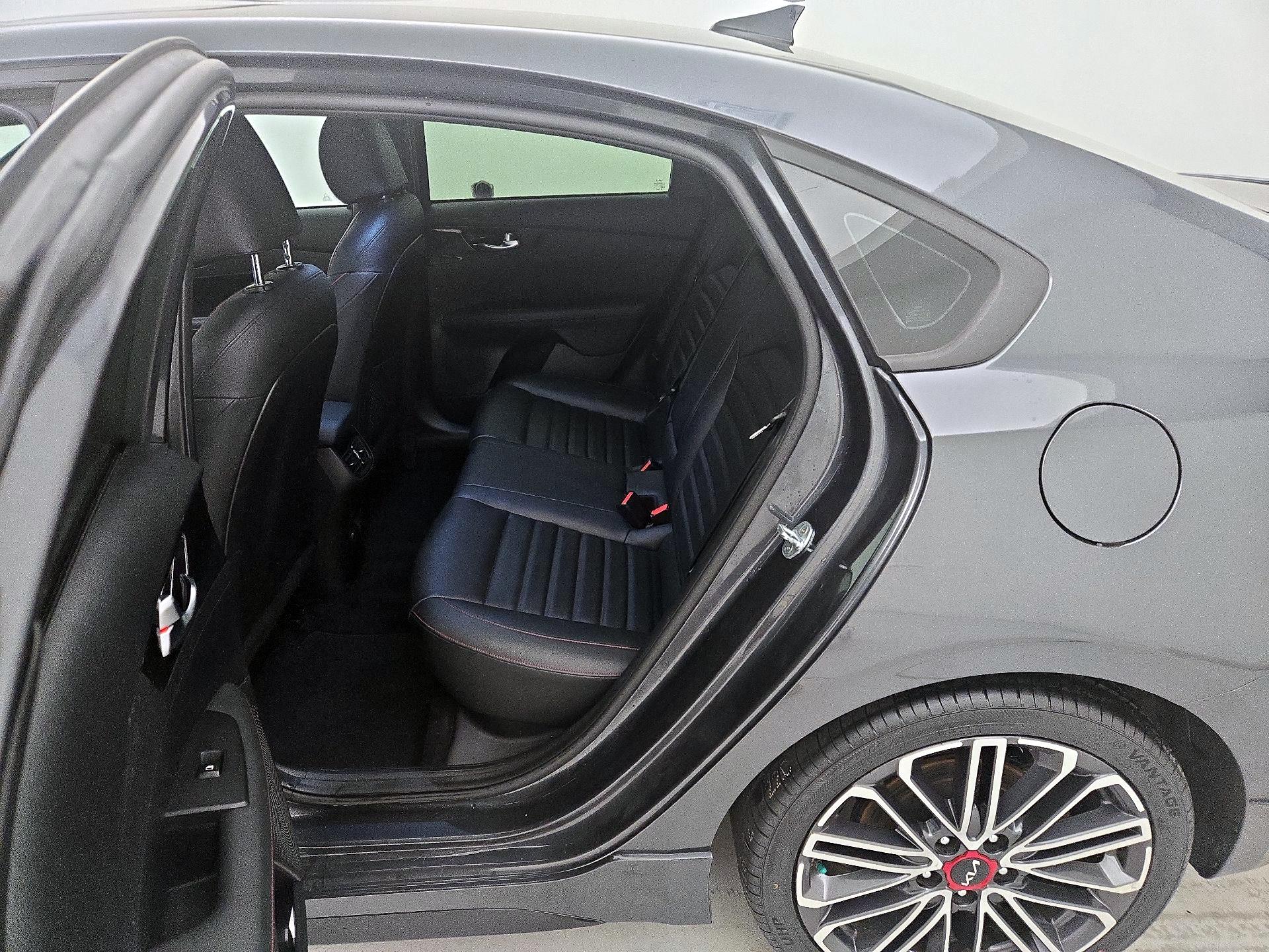 Thumbnail: 2023 Kia Forte - 20