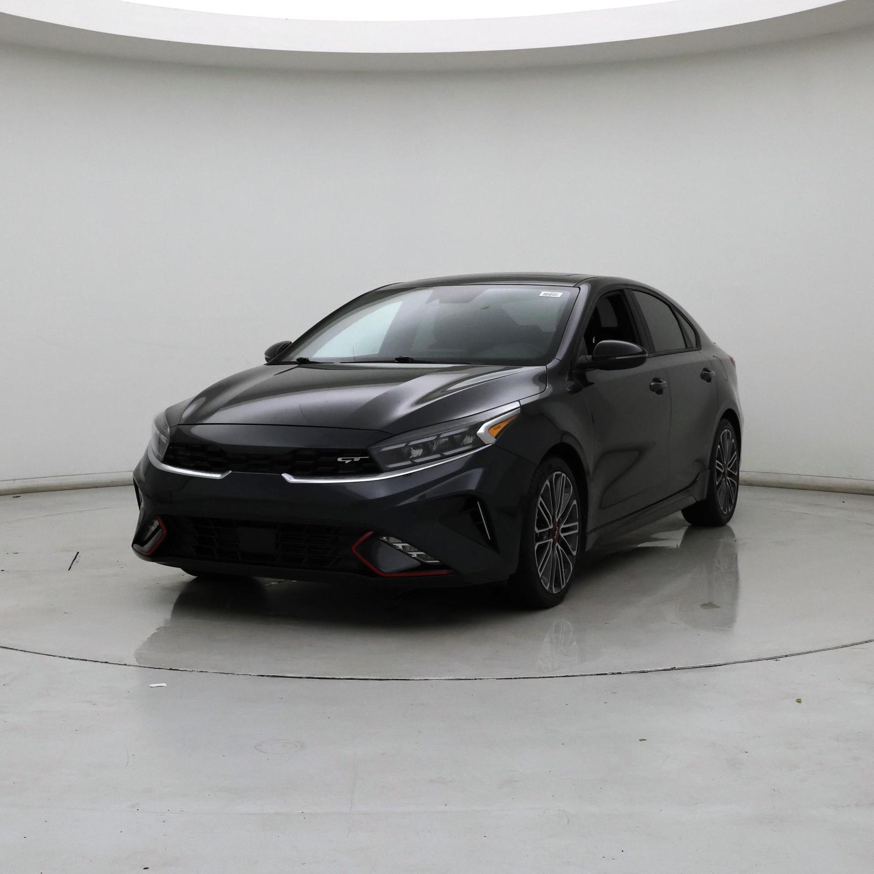 Thumbnail: 2023 Kia Forte - 4