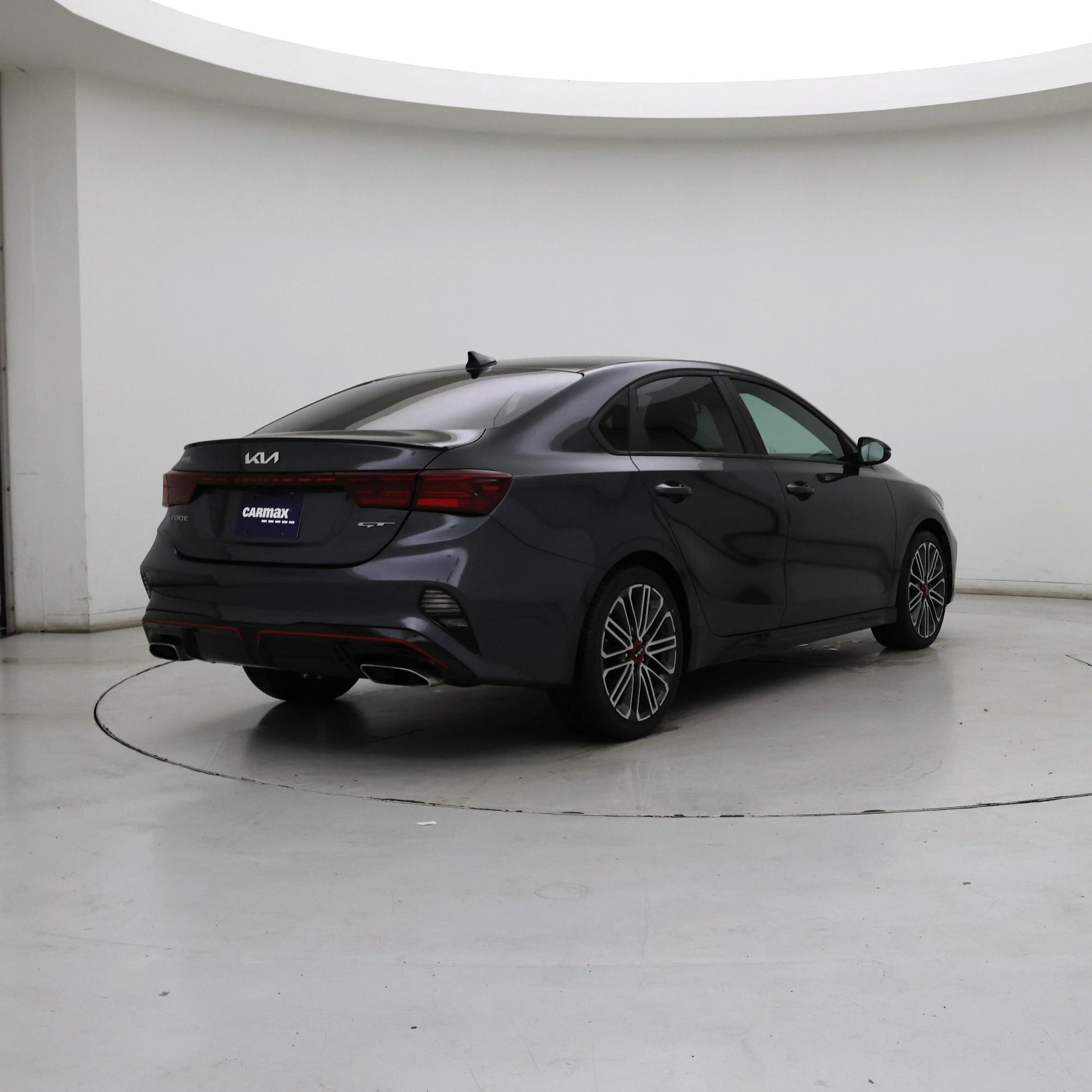 Thumbnail: 2023 Kia Forte - 8