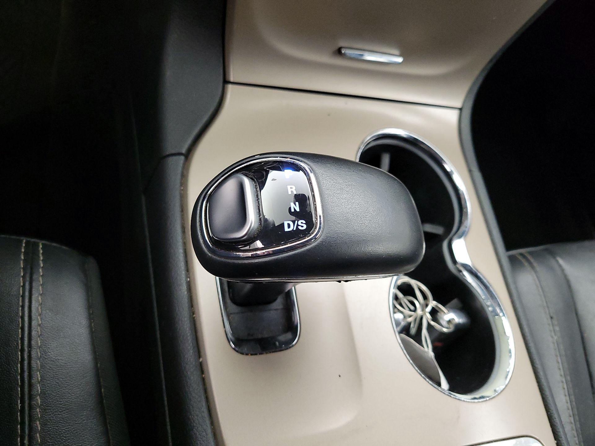 Thumbnail: 2014 Jeep Grand Cherokee - 18