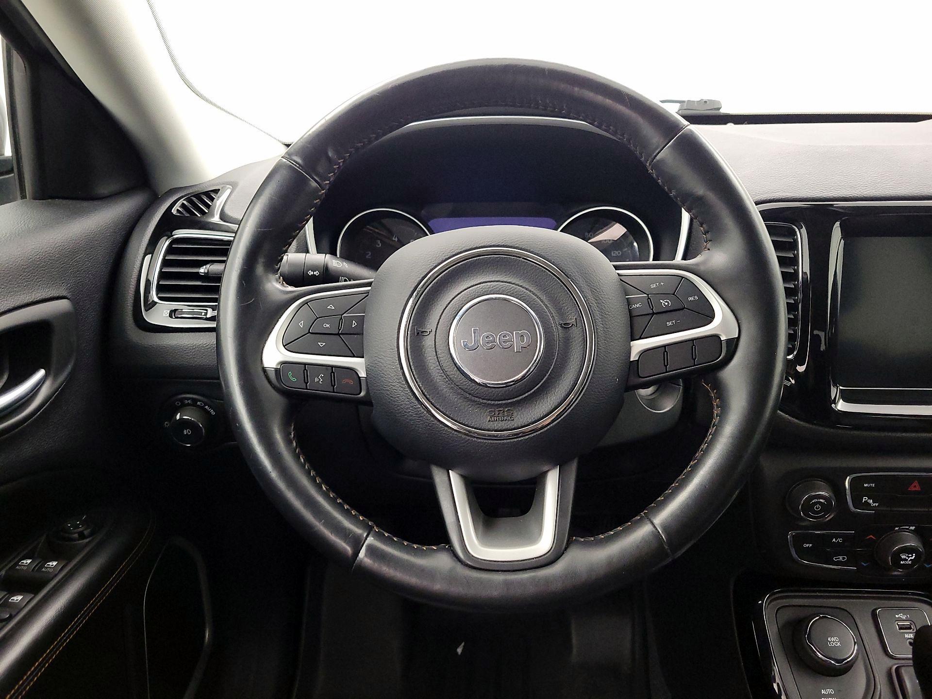 Thumbnail: 2019 Jeep Compass - 10