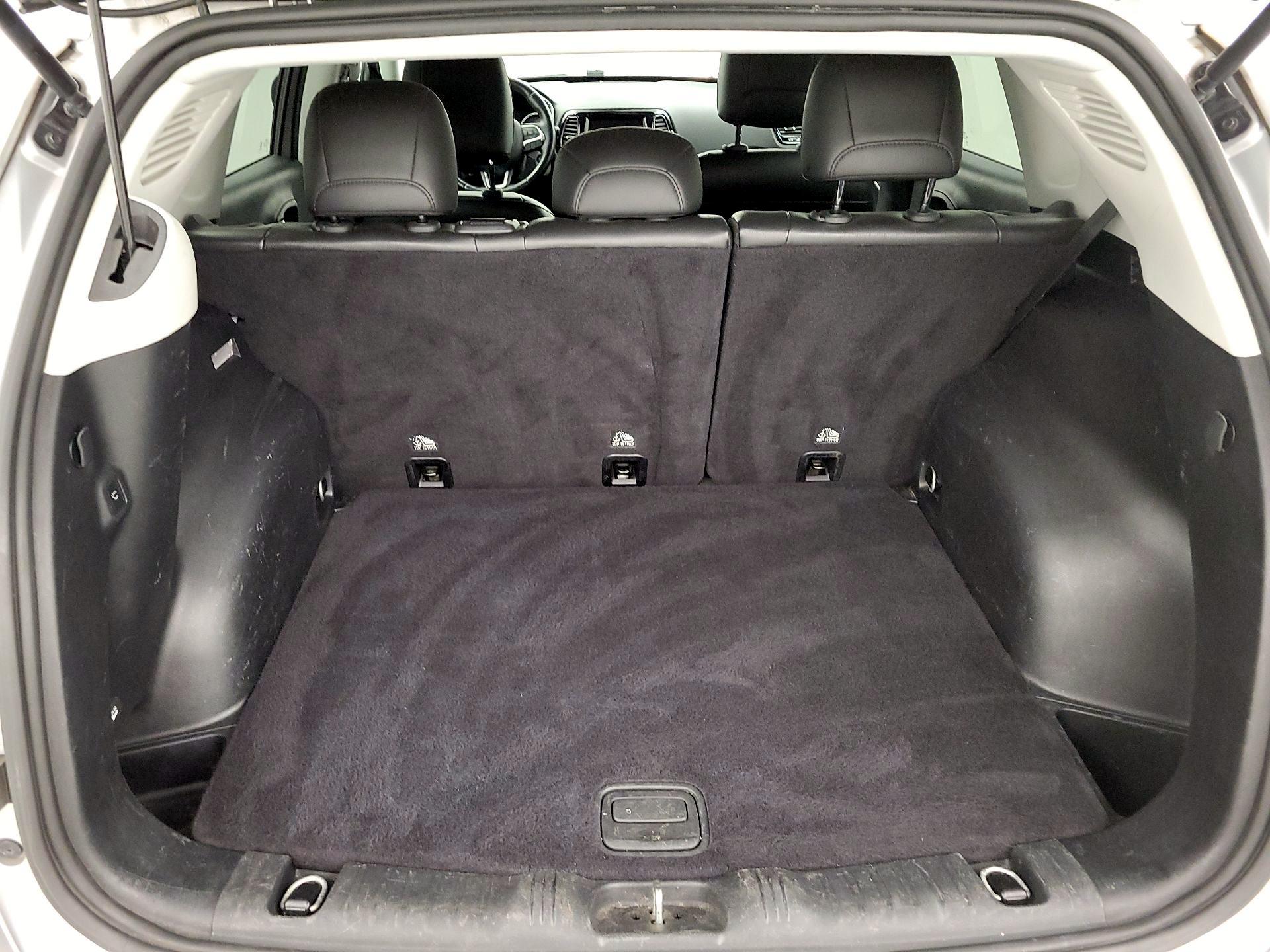 Thumbnail: 2019 Jeep Compass - 20