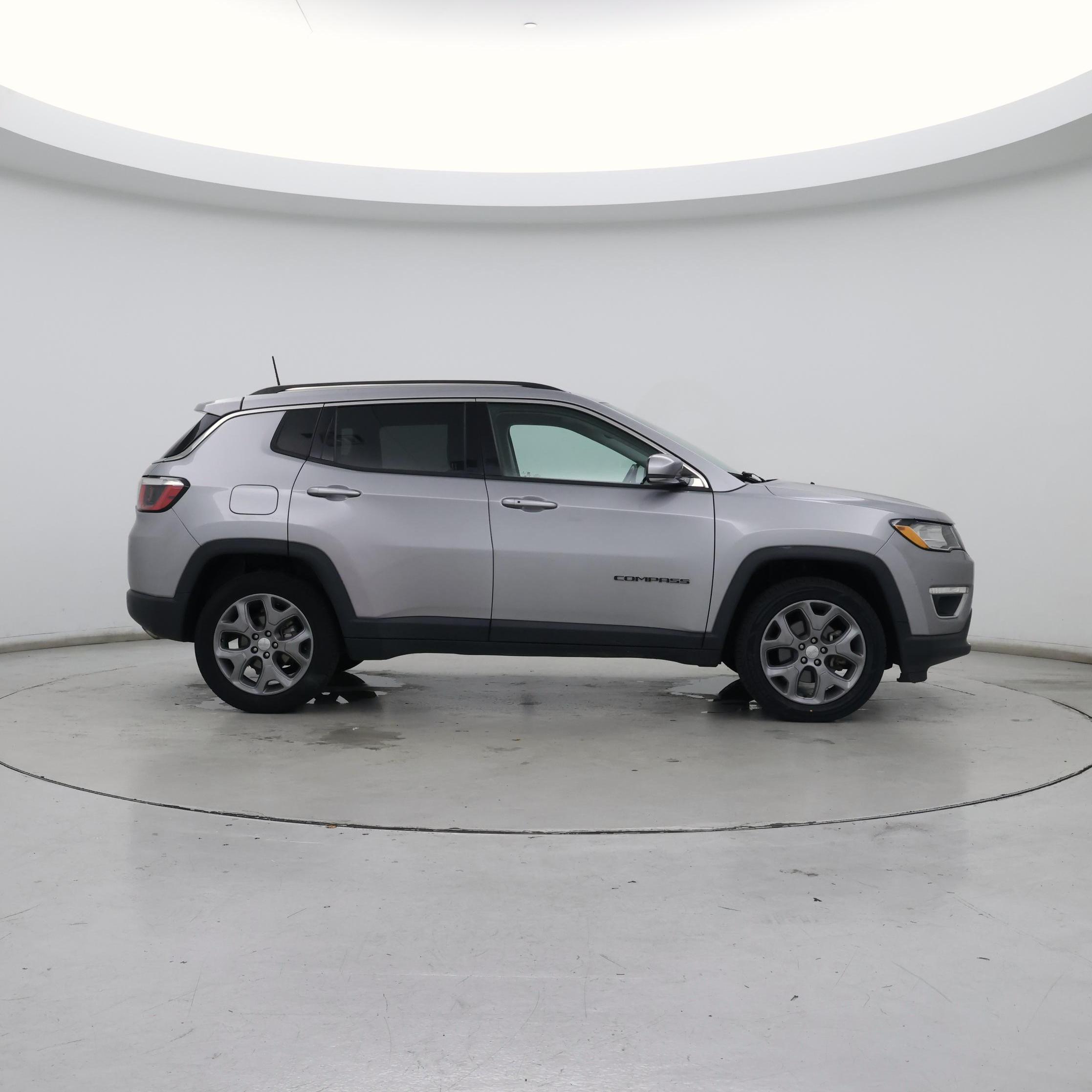 Thumbnail: 2019 Jeep Compass - 7
