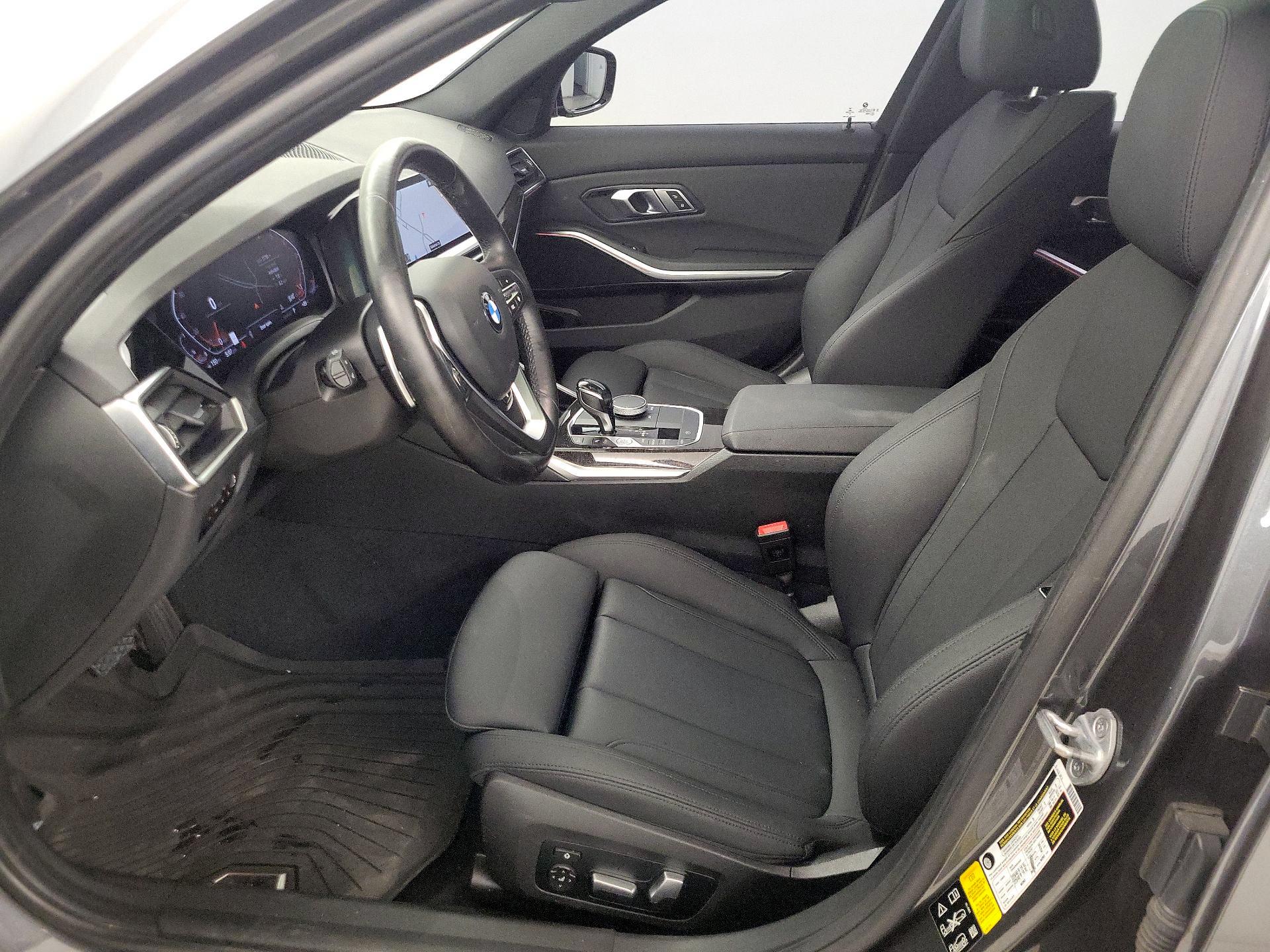 Thumbnail: 2021 BMW 3 Series - 11