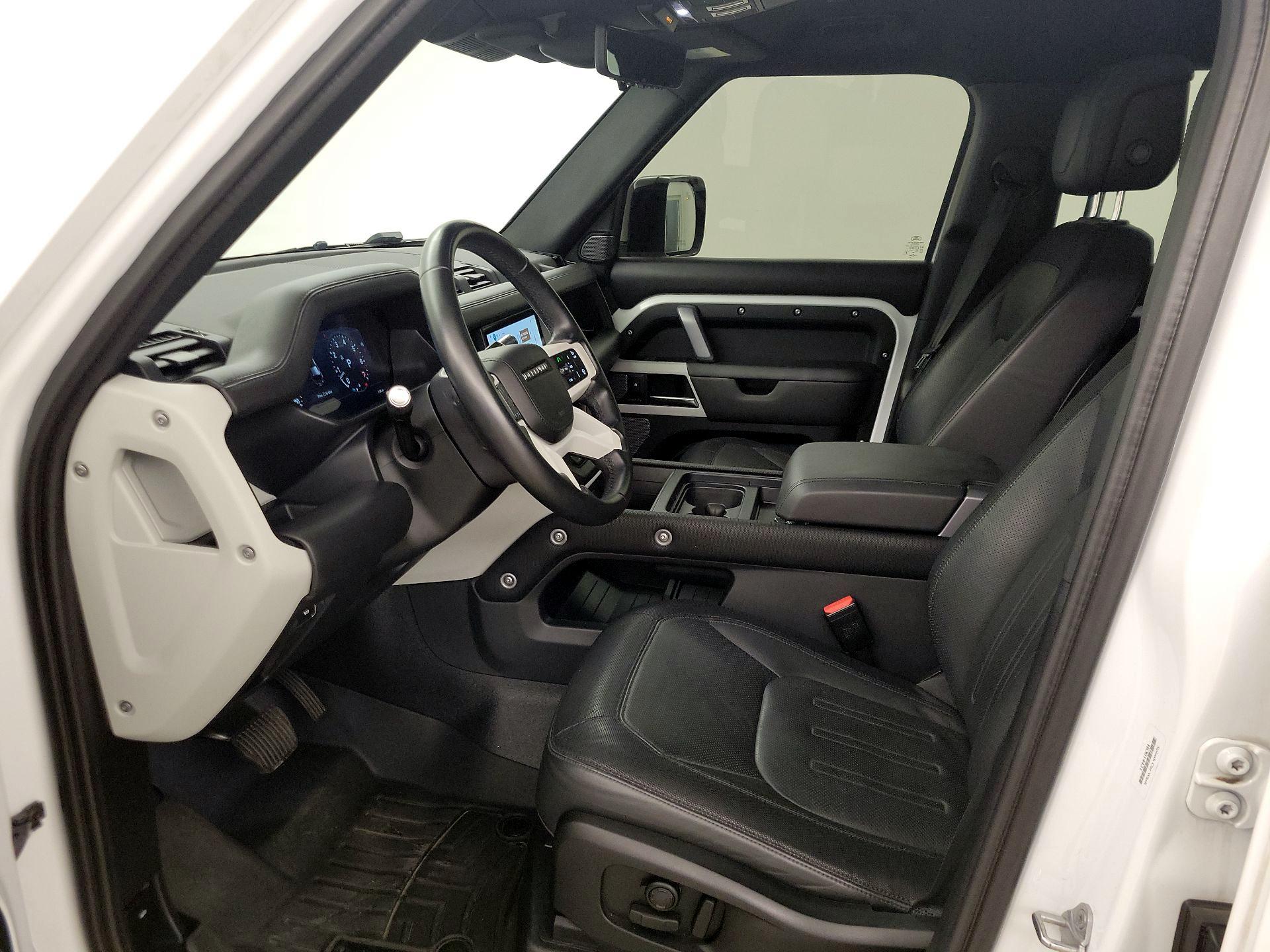 Thumbnail: 2021 Land Rover Defender - 11