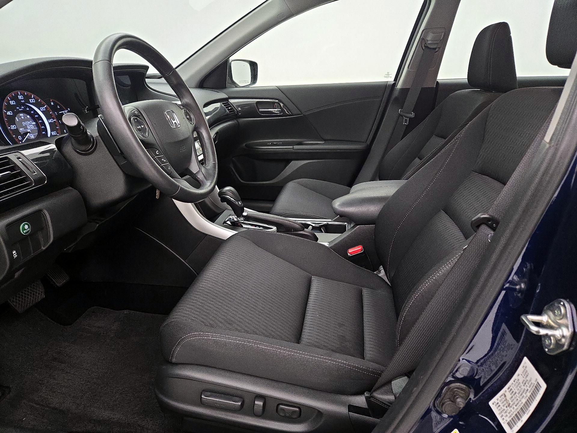 Thumbnail: 2013 Honda Accord - 11