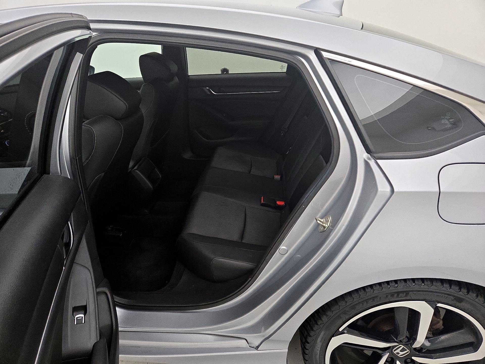 Thumbnail: 2019 Honda Accord - 16