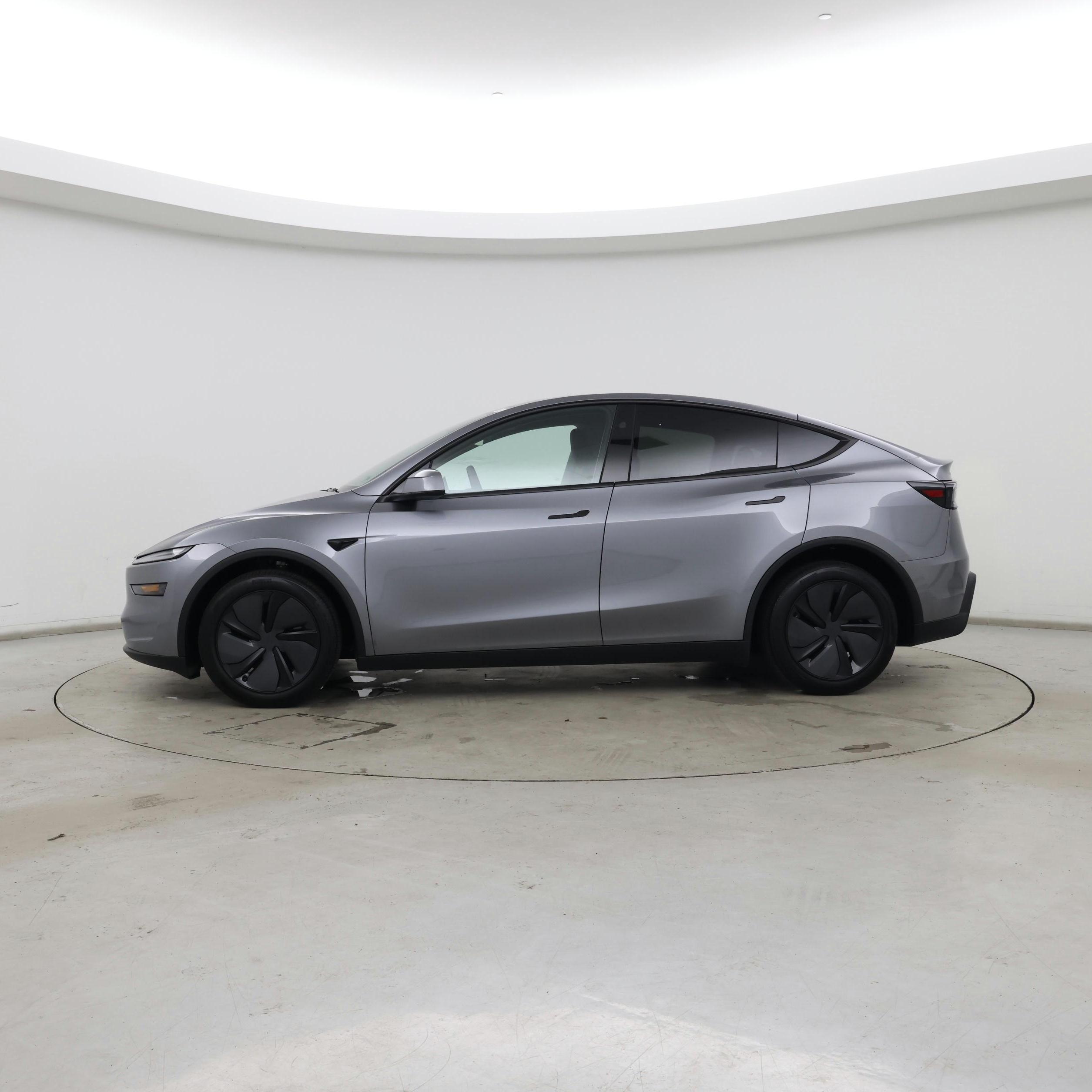 Thumbnail: 2026 Tesla Model Y - 3