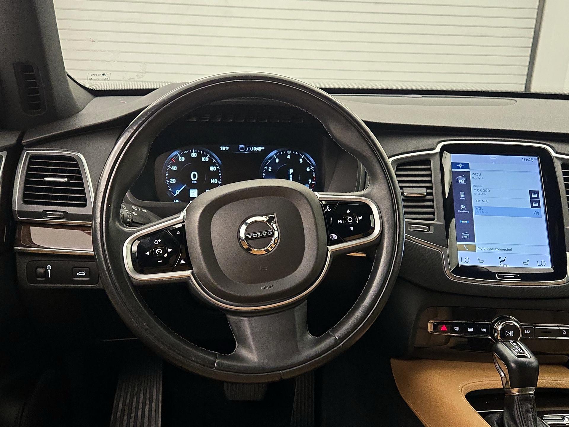 Thumbnail: 2019 Volvo XC90 - 10