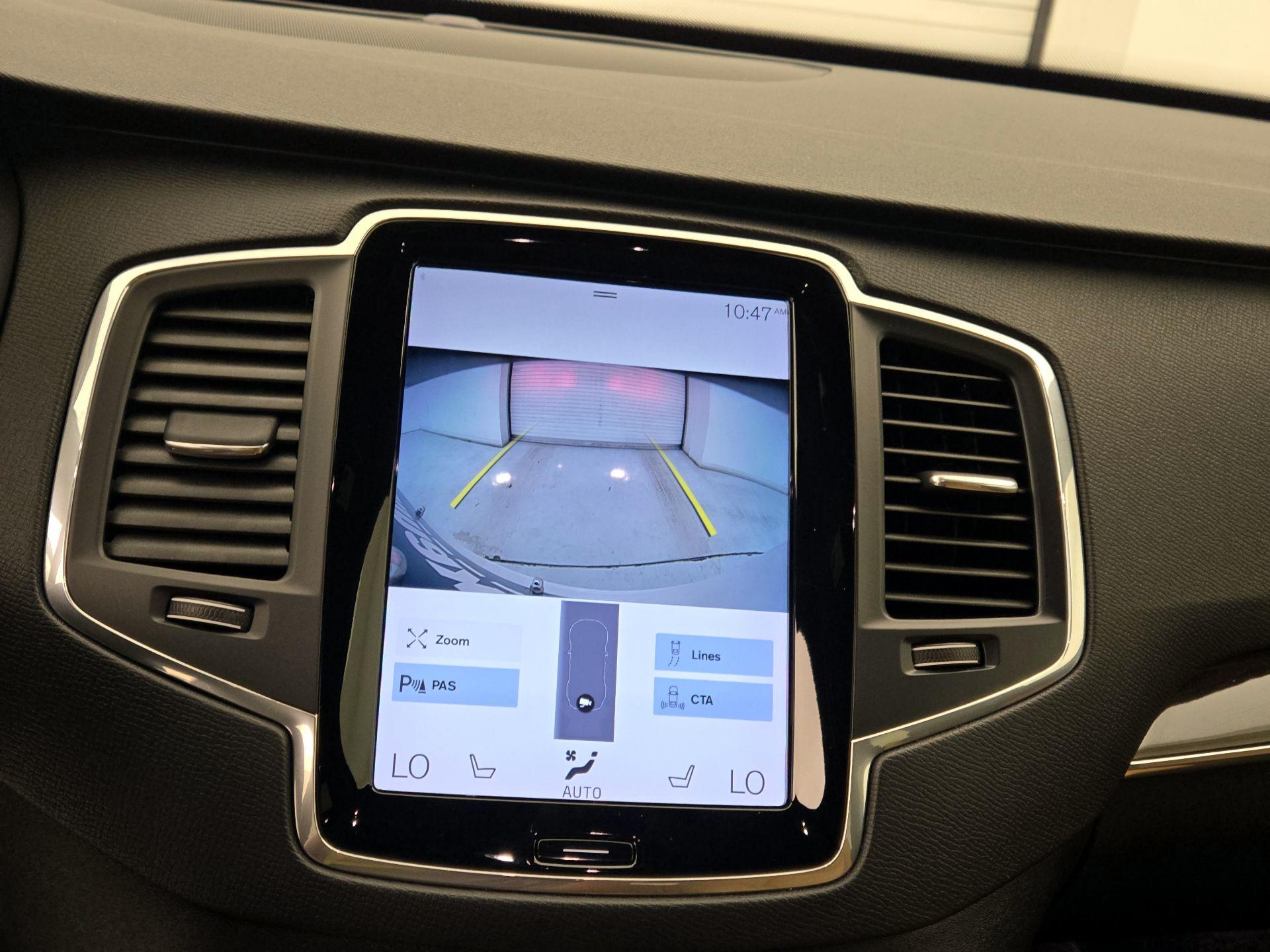 Thumbnail: 2019 Volvo XC90 - 13