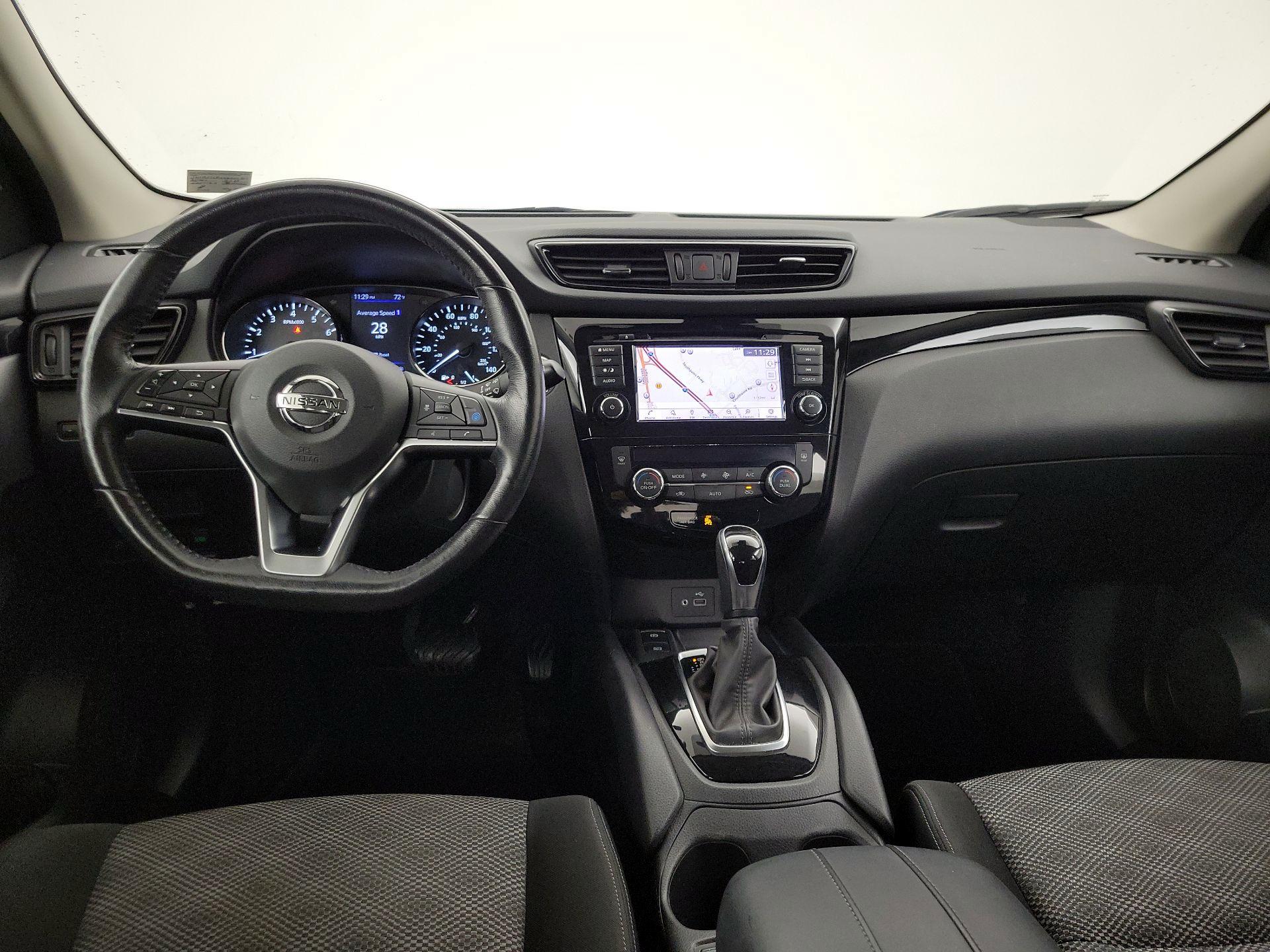 Thumbnail: 2019 Nissan Rogue Sport - 9