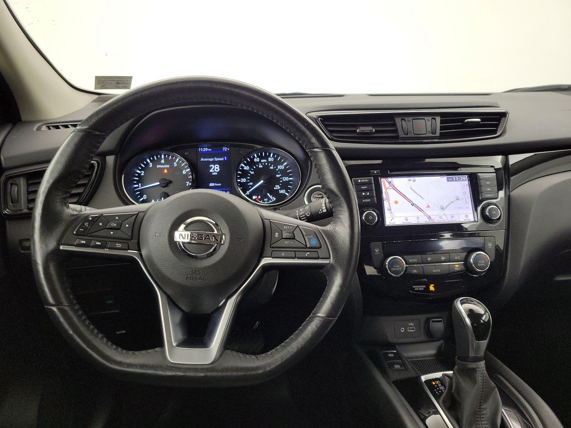 Thumbnail: 2019 Nissan Rogue Sport - 10