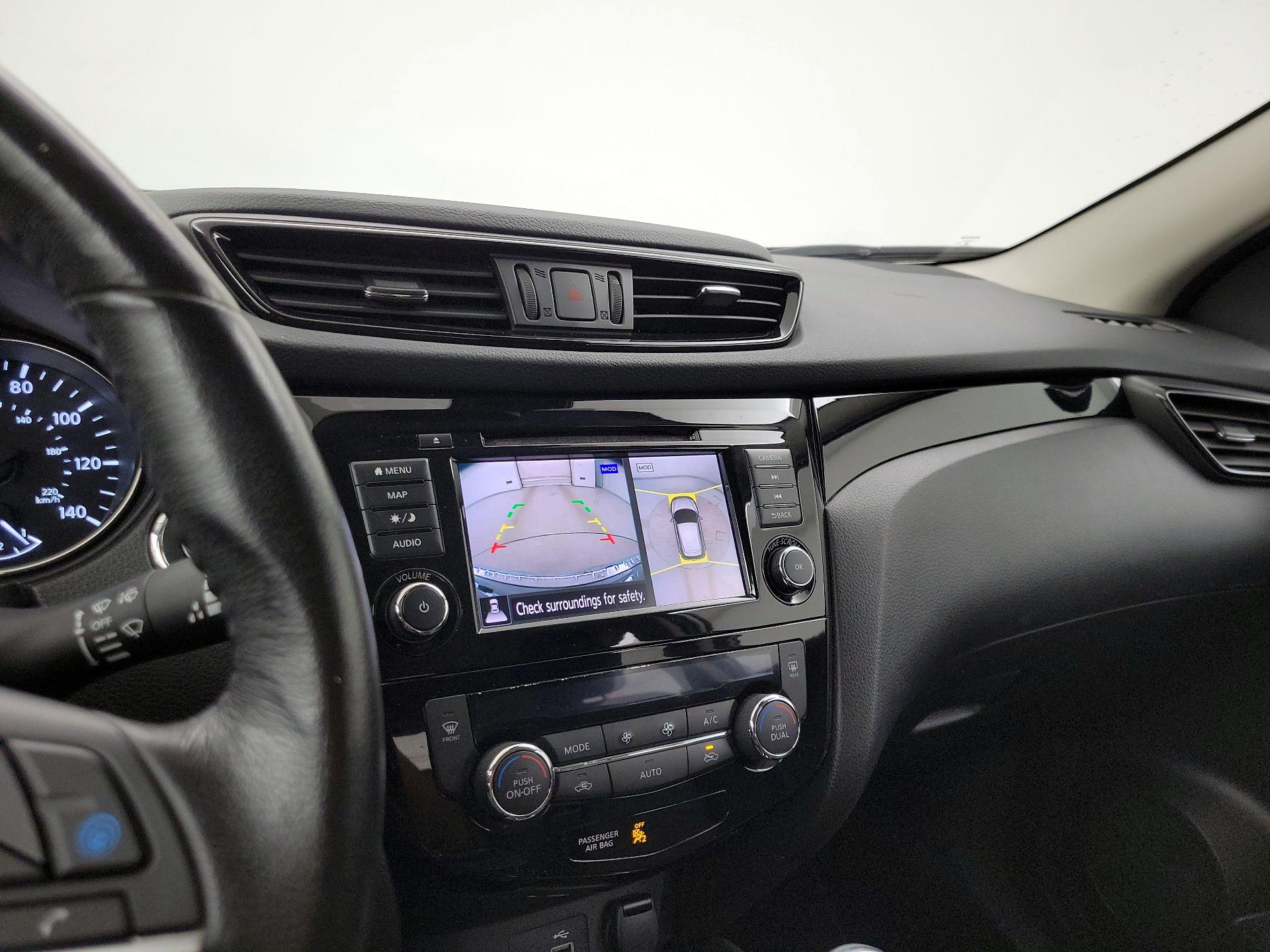 Thumbnail: 2019 Nissan Rogue Sport - 15