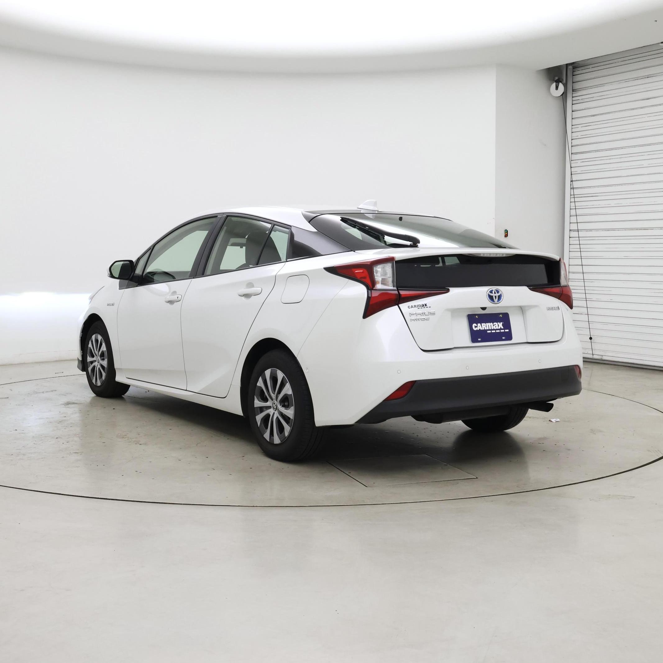 Thumbnail: 2021 Toyota Prius - 2