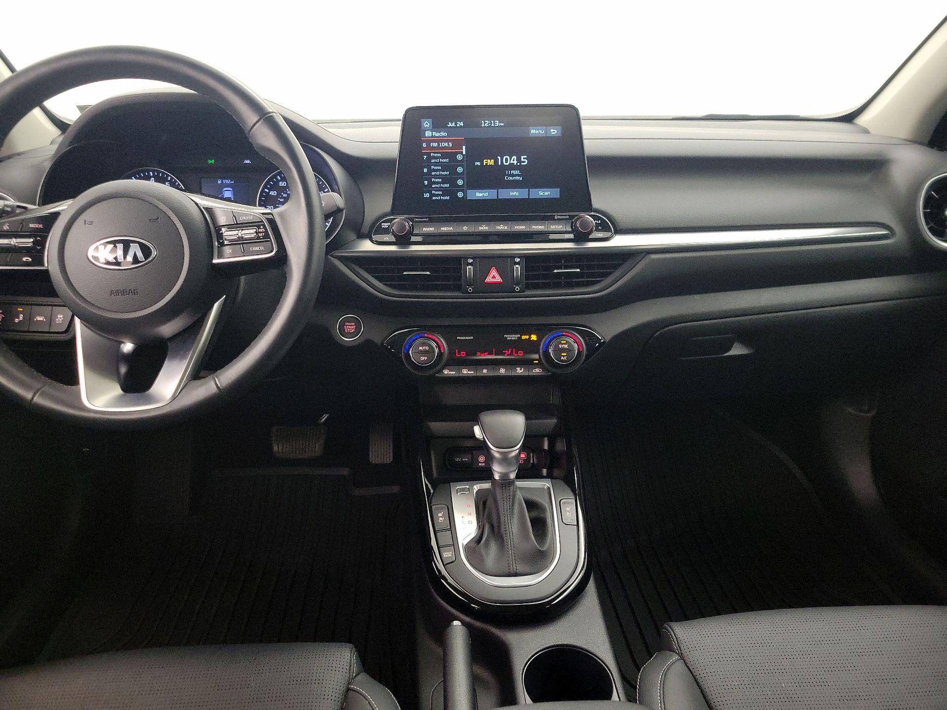 Thumbnail: 2019 Kia Forte - 9