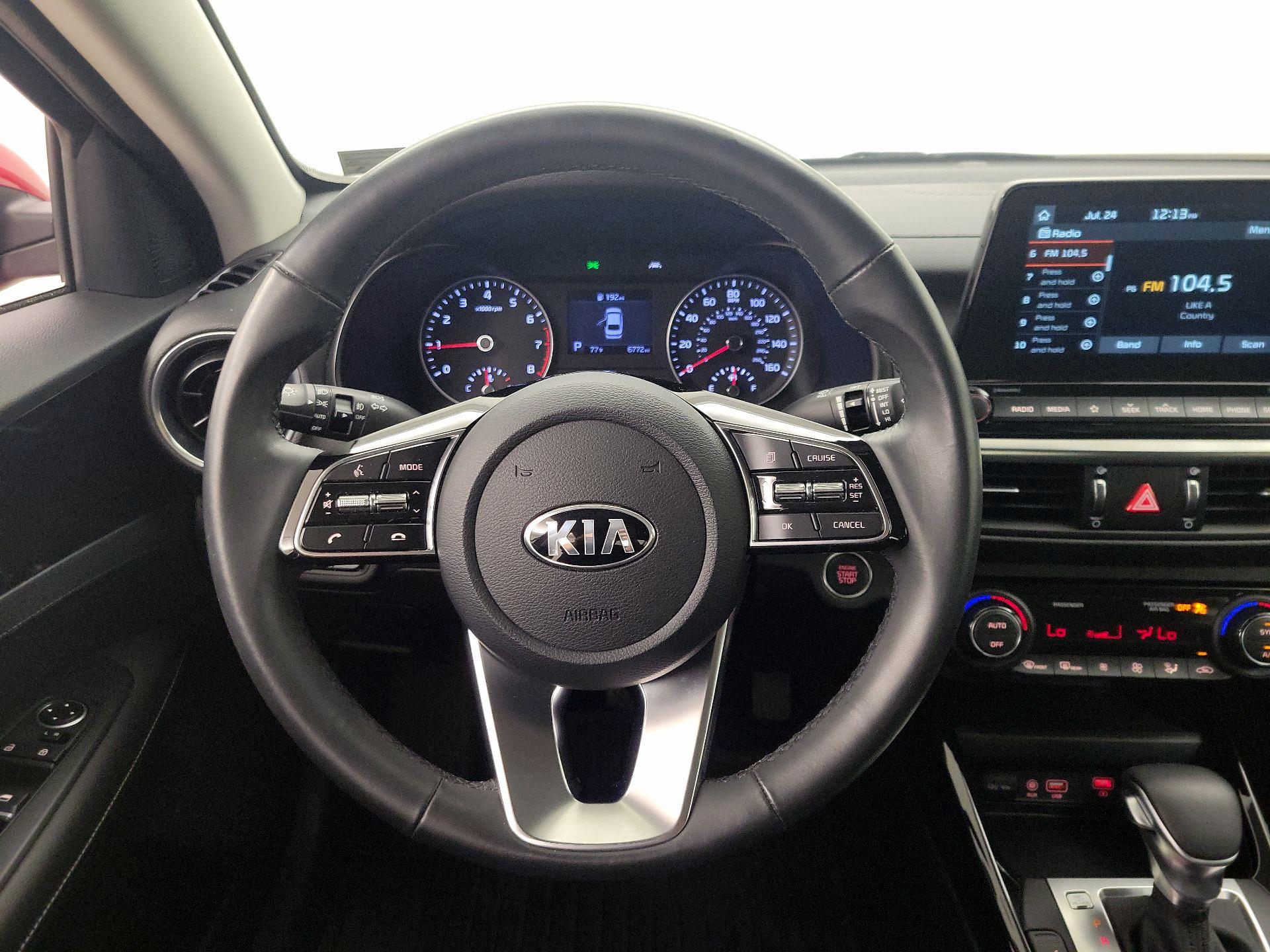 Thumbnail: 2019 Kia Forte - 10