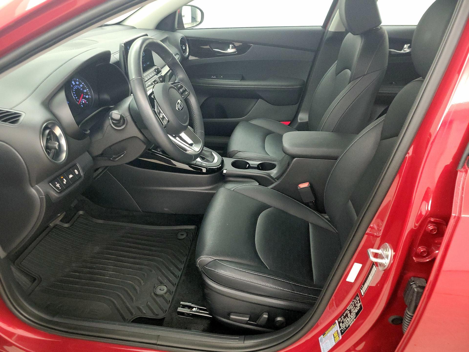 Thumbnail: 2019 Kia Forte - 11