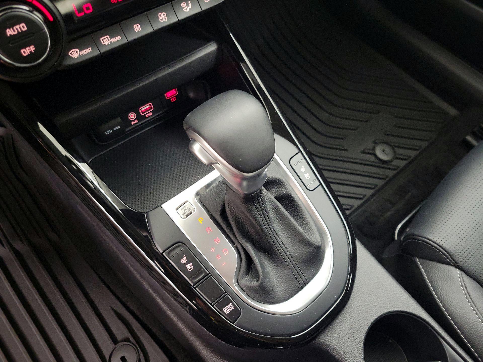 Thumbnail: 2019 Kia Forte - 17