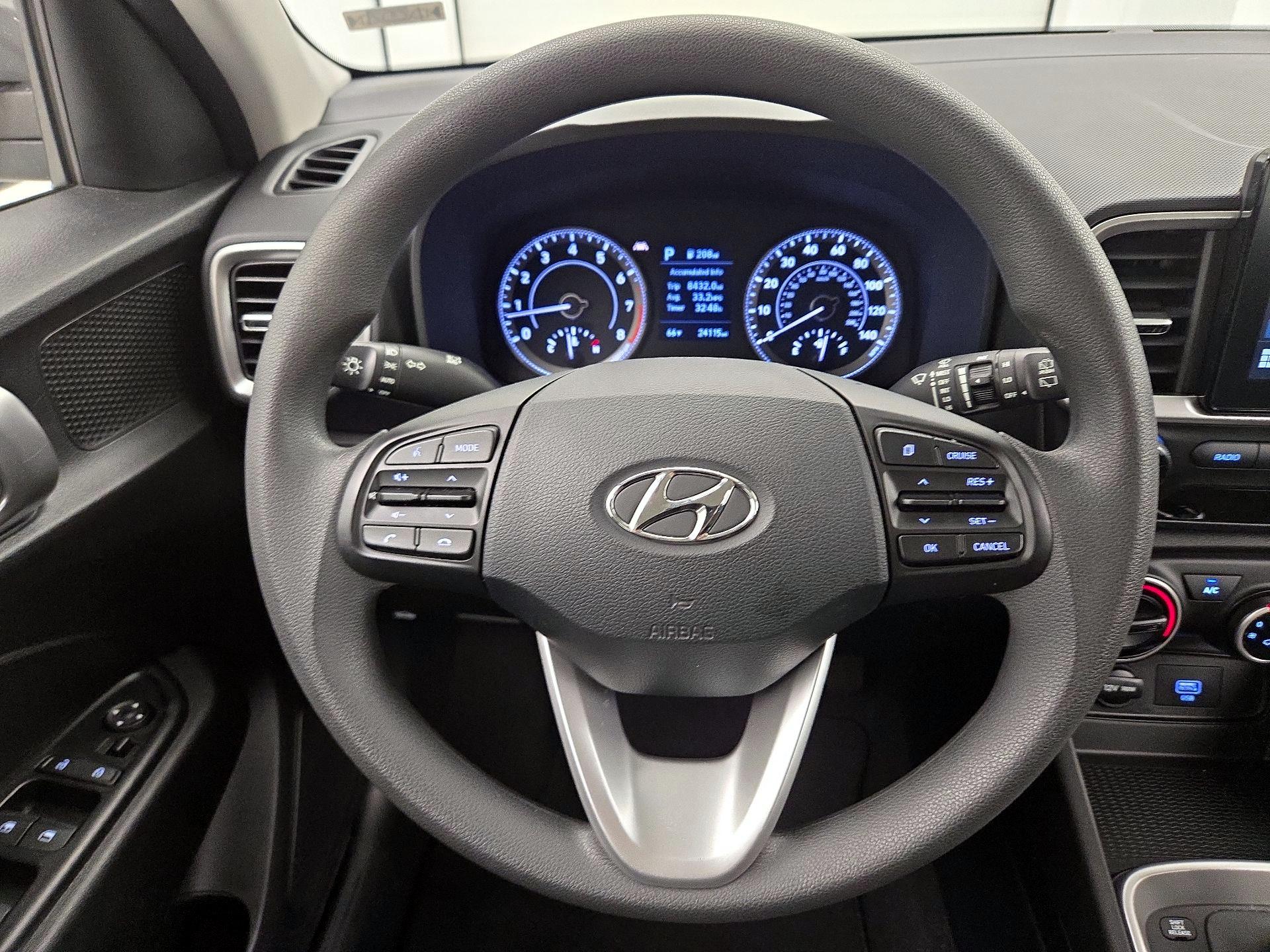 Thumbnail: 2021 Hyundai Venue - 10