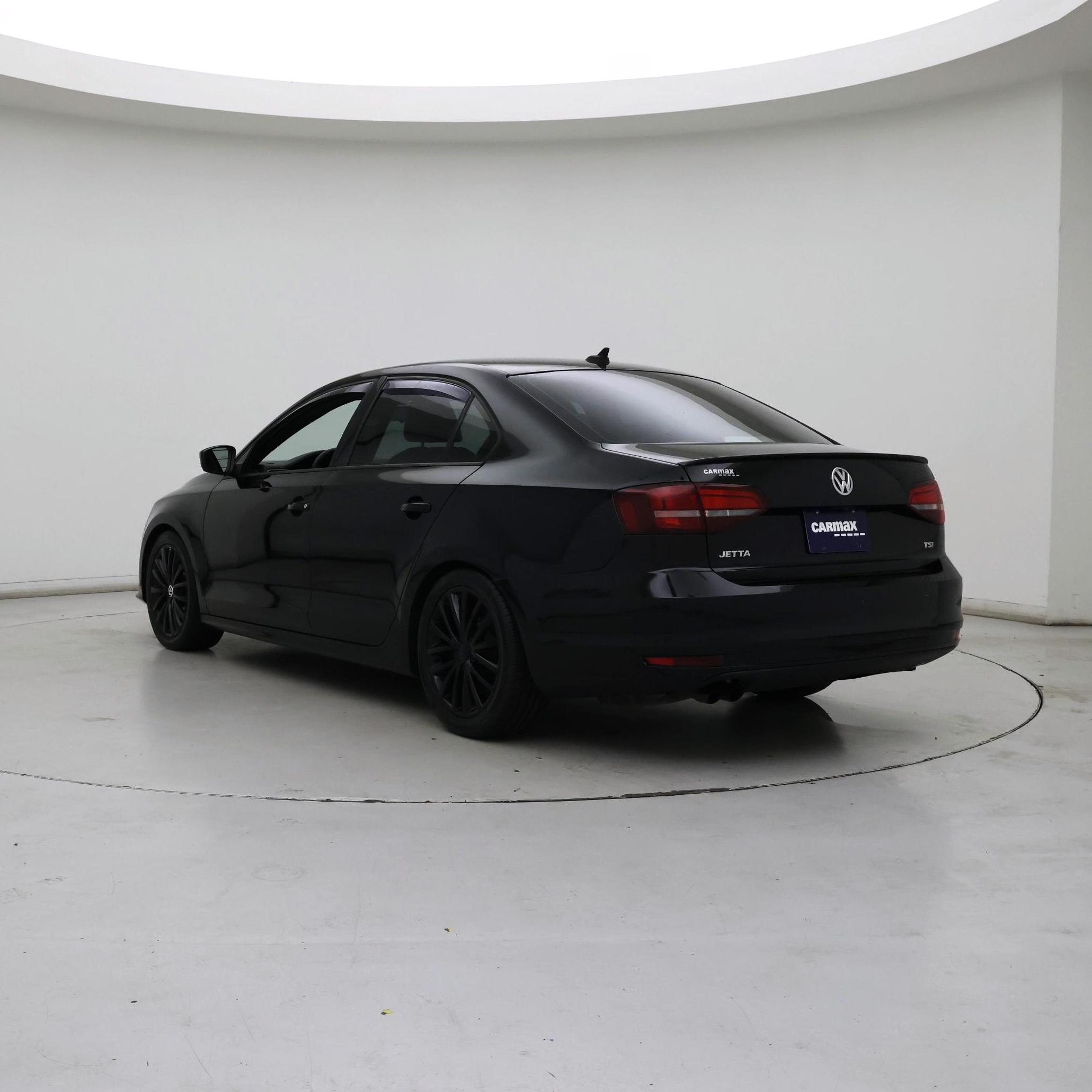 Thumbnail: 2016 Volkswagen Jetta - 2