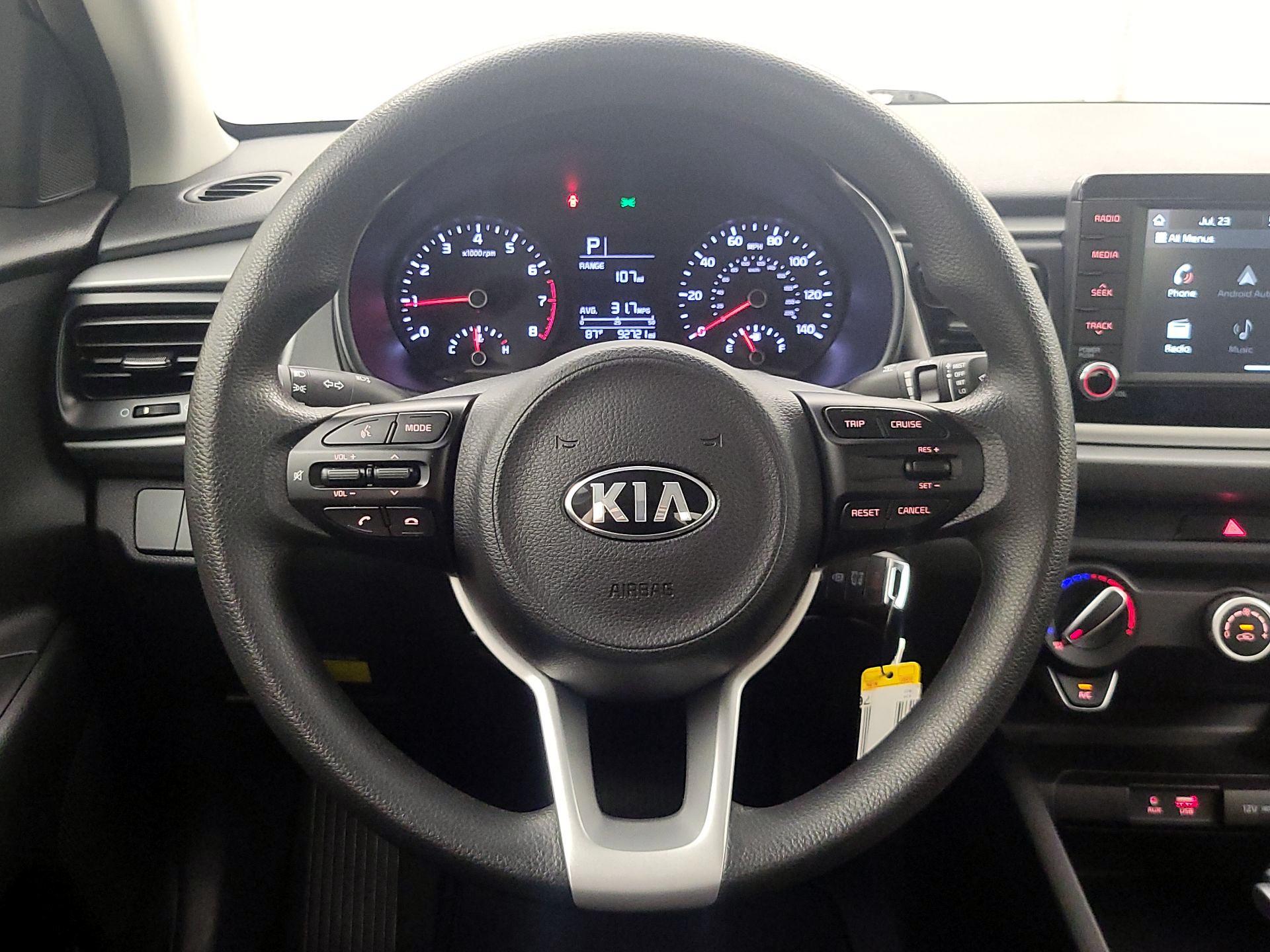 Thumbnail: 2020 Kia Rio - 10