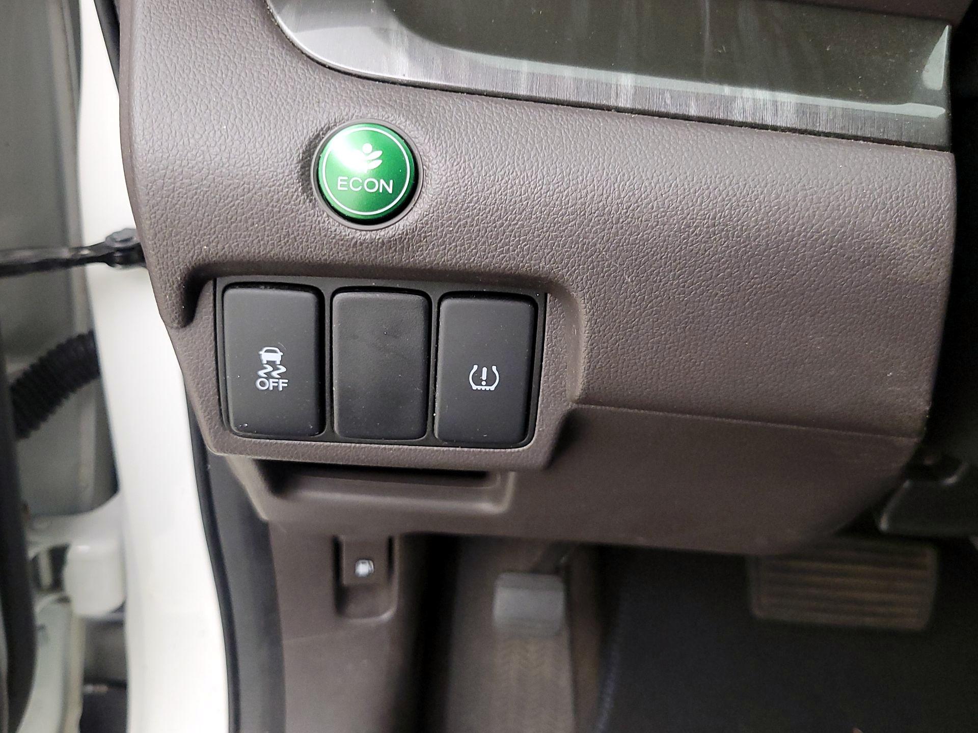 Thumbnail: 2014 Honda CR-V - 13