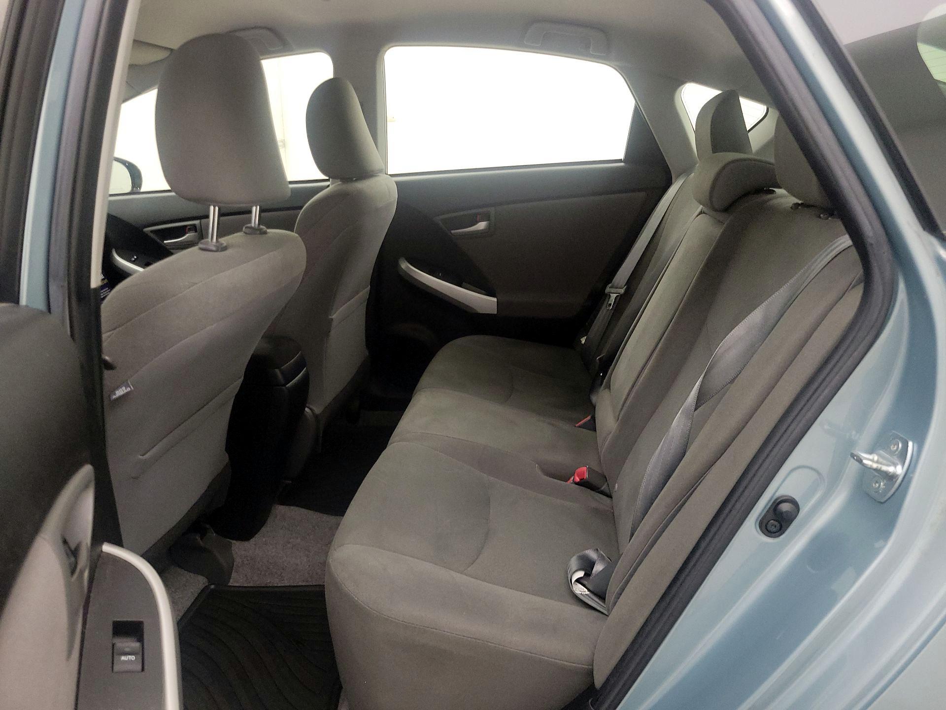 Thumbnail: 2014 Toyota Prius - 18