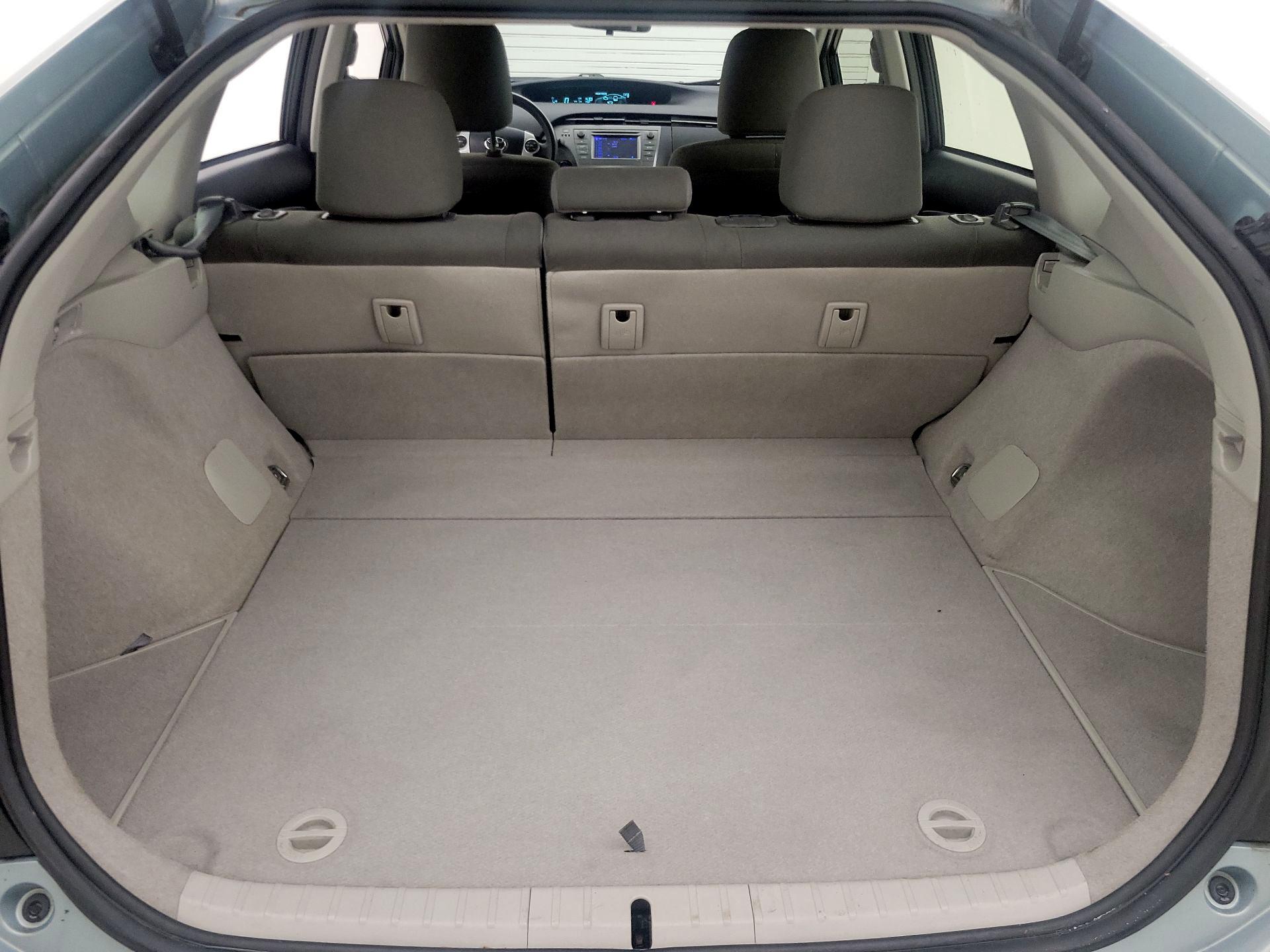 Thumbnail: 2014 Toyota Prius - 19