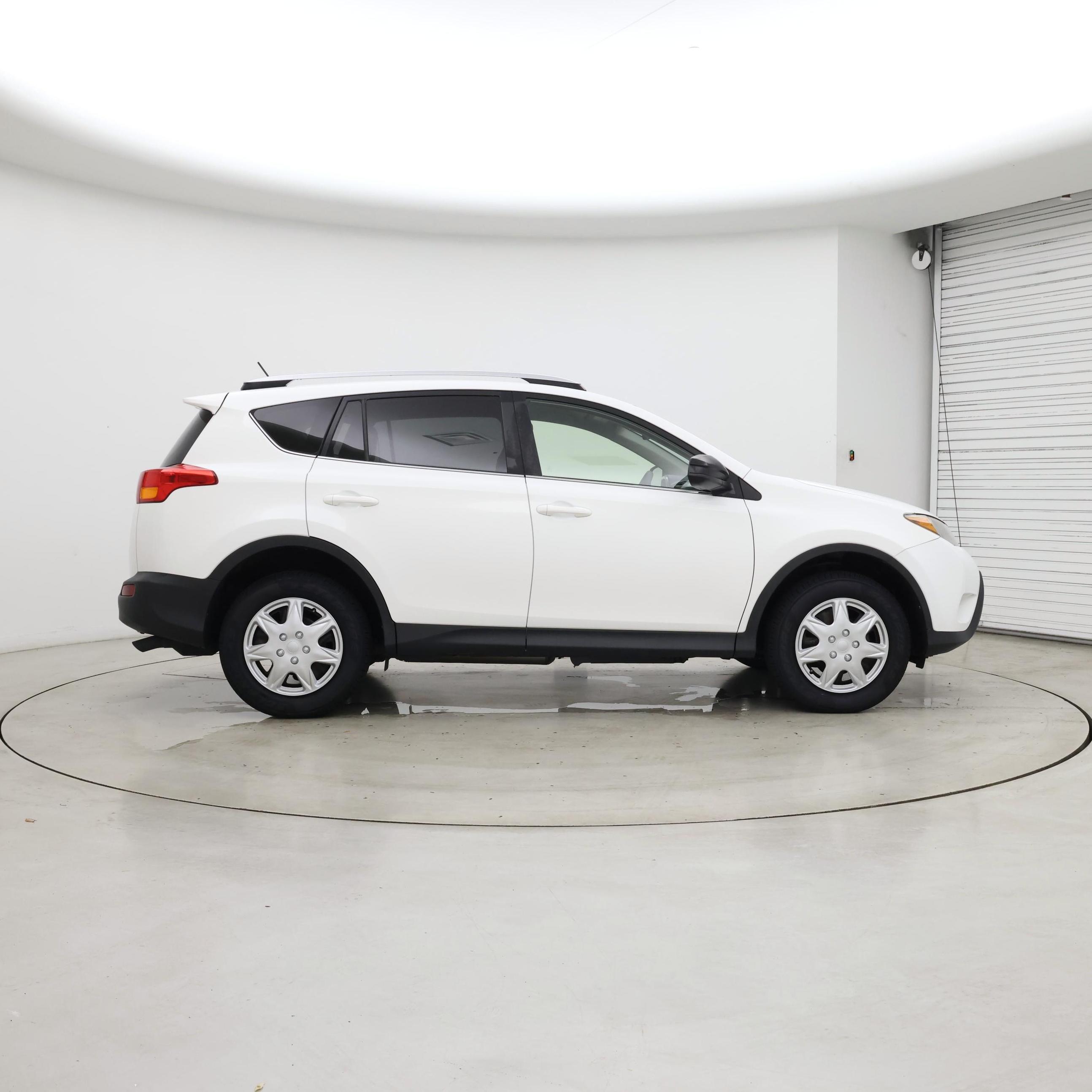 Thumbnail: 2015 Toyota RAV4 - 7