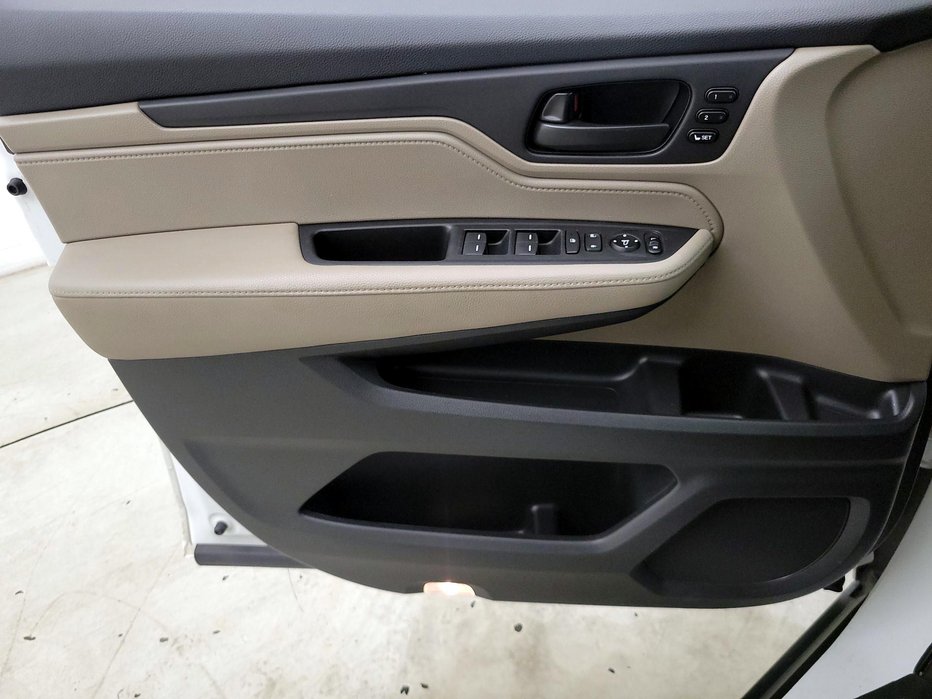 Thumbnail: 2020 Honda Odyssey - 12