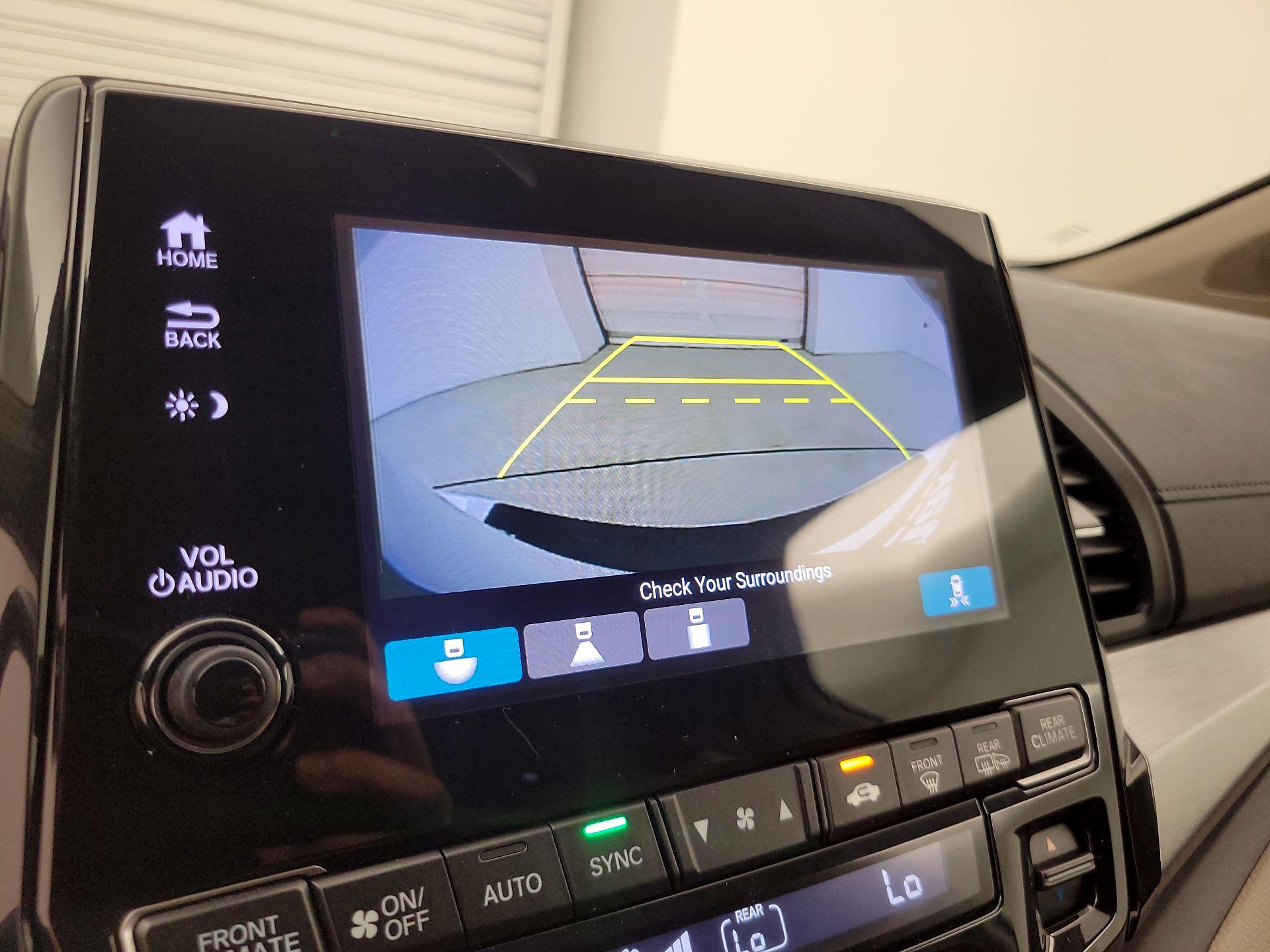 Thumbnail: 2020 Honda Odyssey - 15